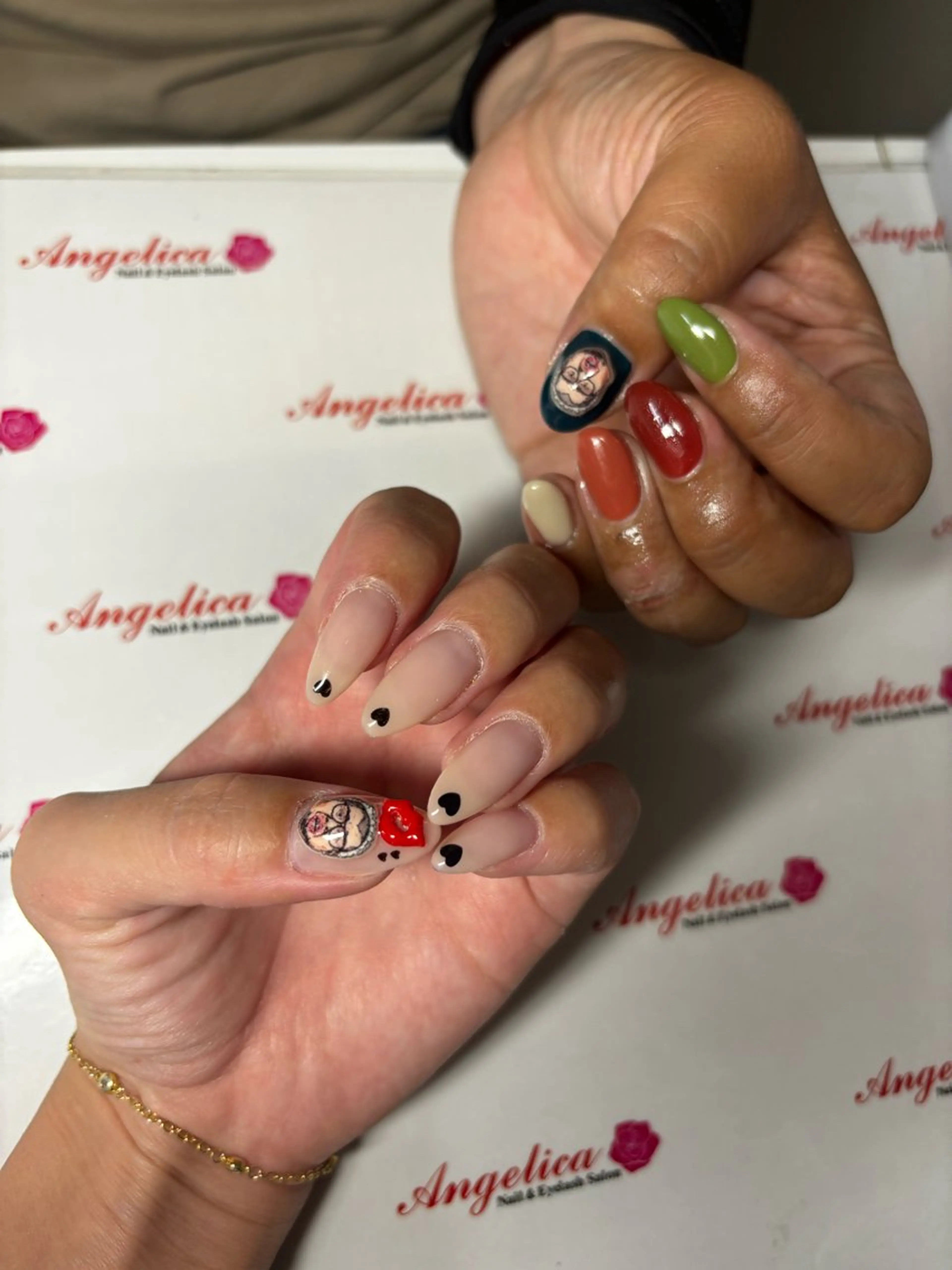 ミディアム Angelica ネイリストのネイルデザイン