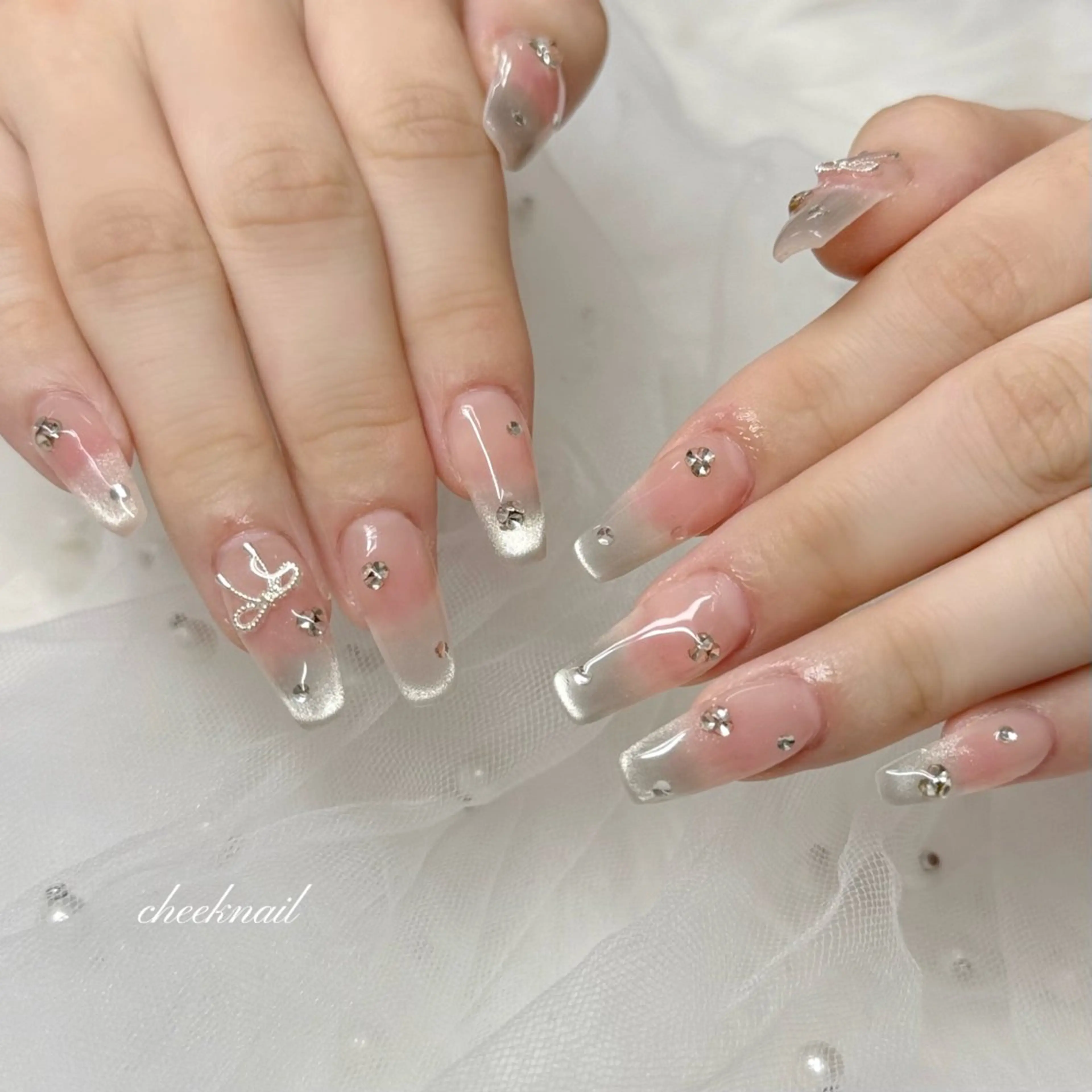 ネイル ハンドネイル UnFLAIR 麻布十番店🧸NAOのネイルデザイン