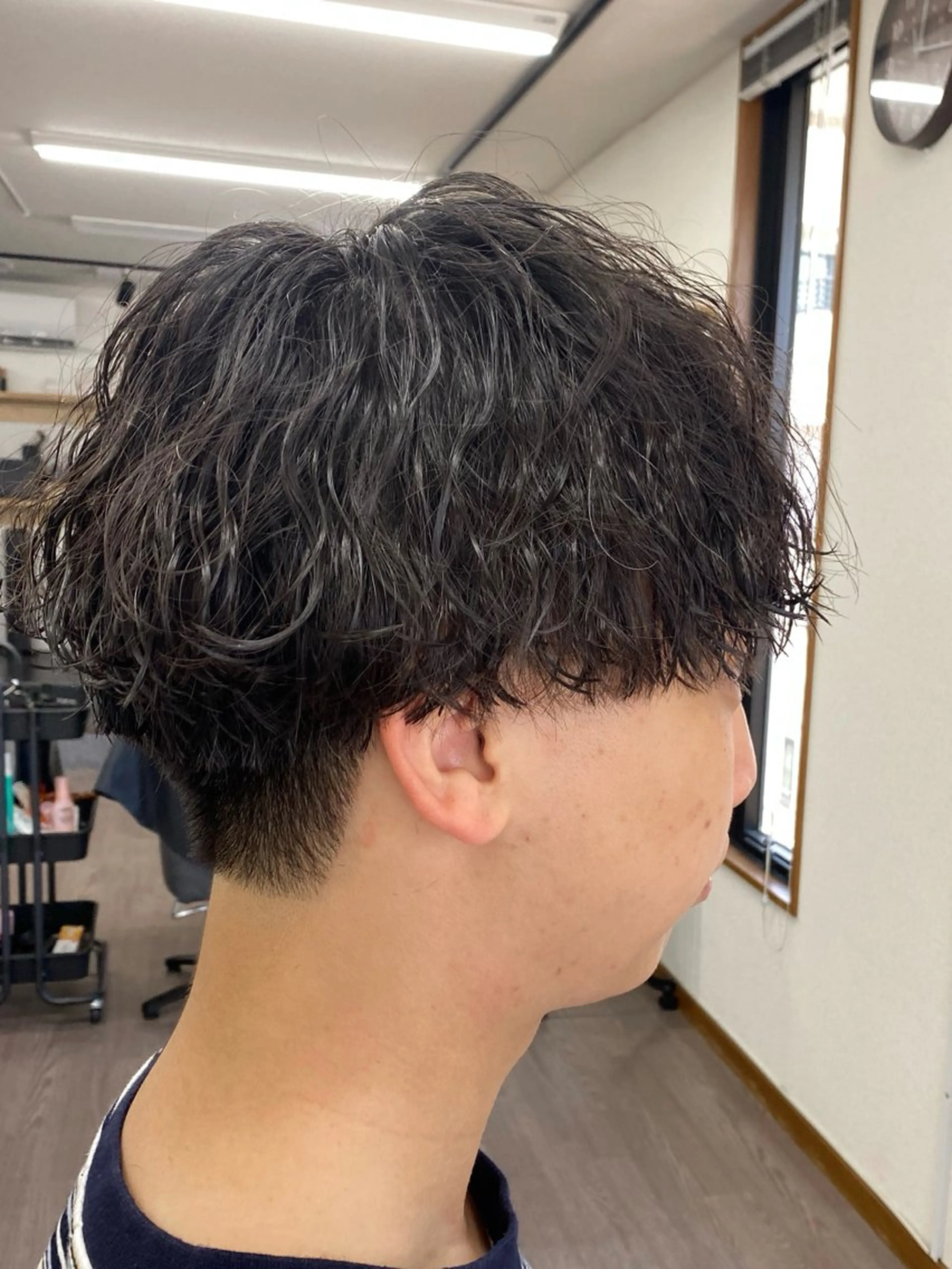 ショート パーマ メンズ こもり なおやのヘアスタイル