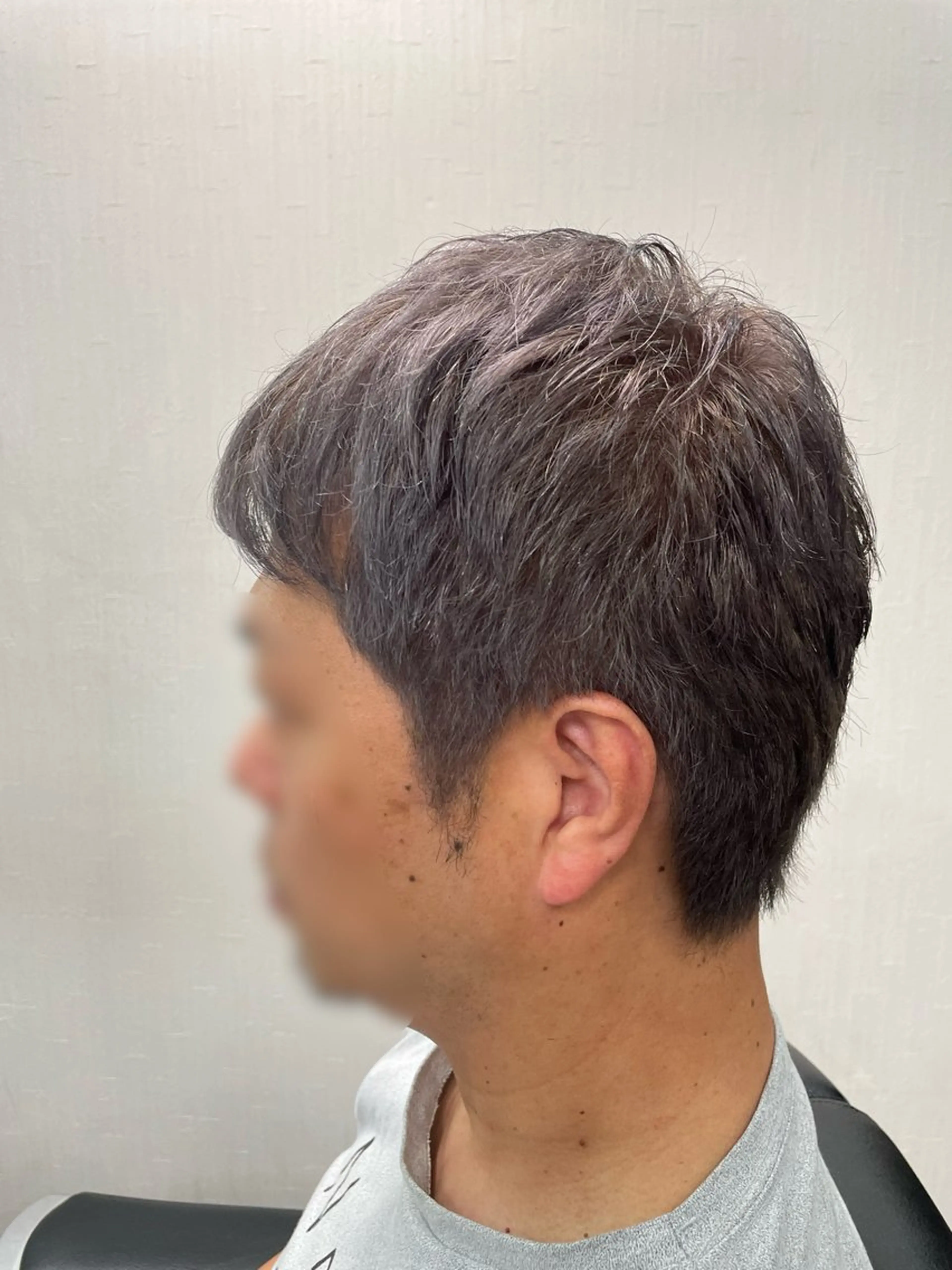 ショート カラー メンズ メンズブリーチ メンズハイトーン アッシュ ブリーチ ハイトーンカラー Nakada Chikaのヘアスタイル