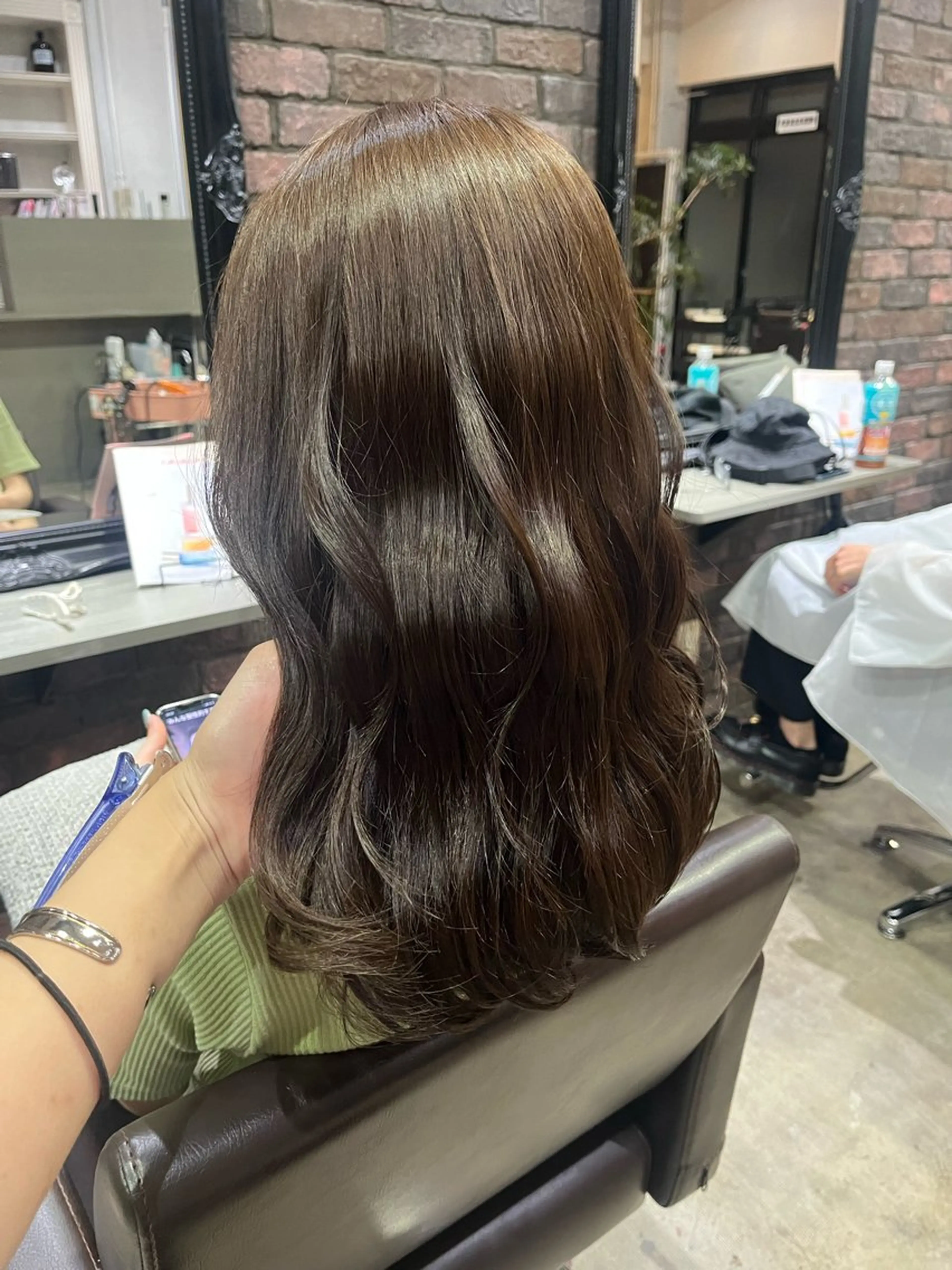 カラー 髪質改善×ブリーチ 無しWカラー🫧天神のヘアスタイル