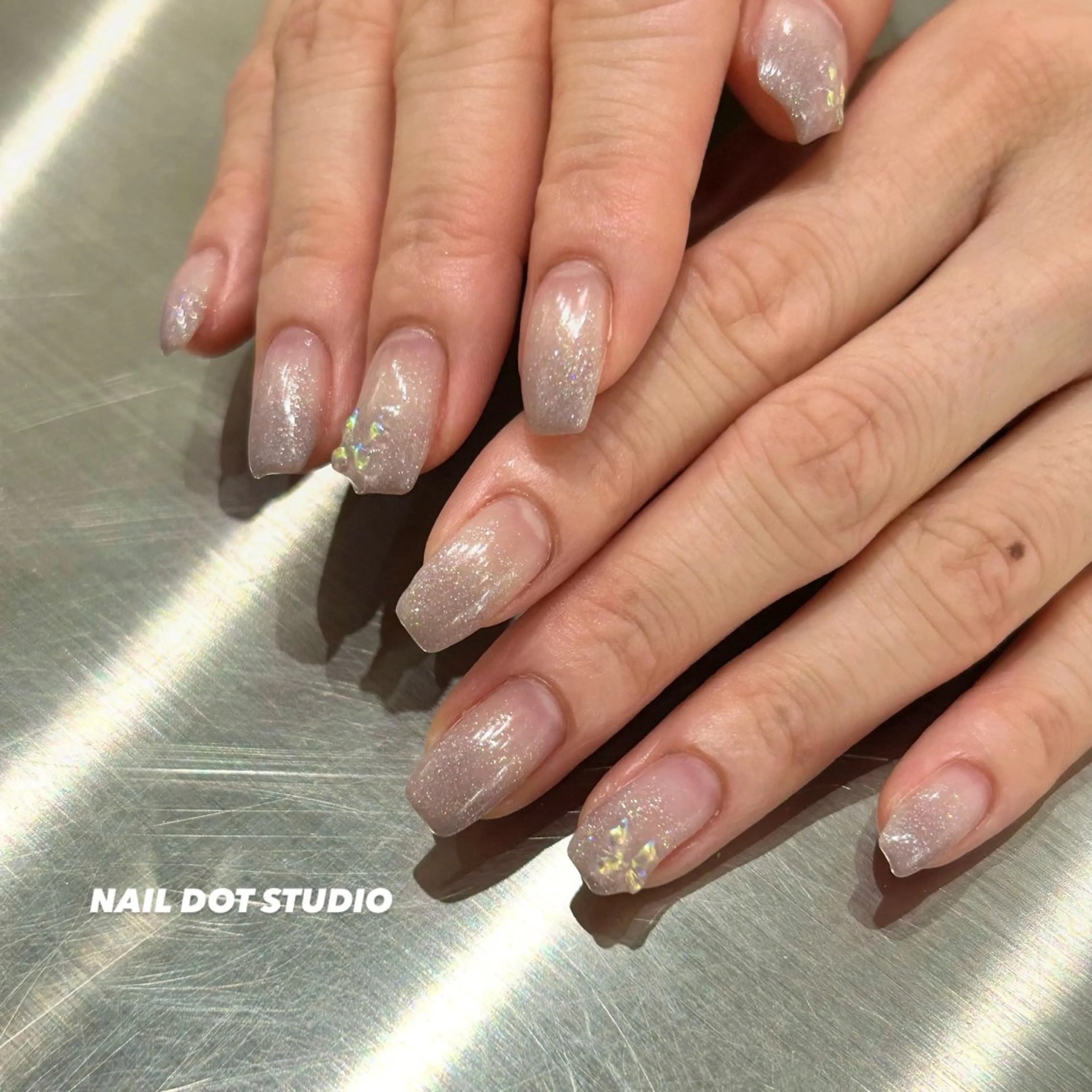 ネイル ラメ(グリッター) ラメグラデーション NAIL DOT STUDIO堺筋本町のネイルデザイン
