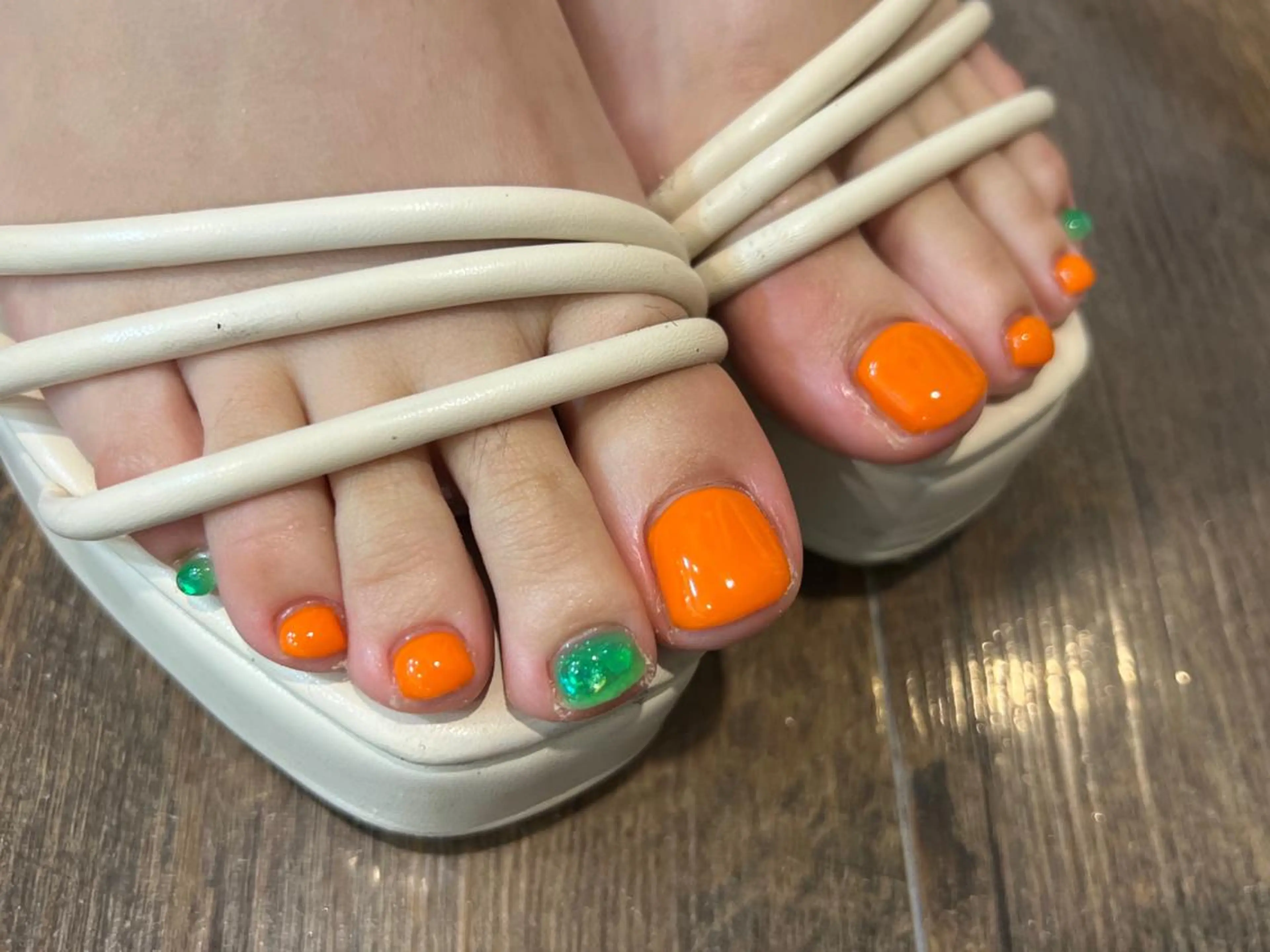 ネイル フットネイル nailist yuiのネイルデザイン