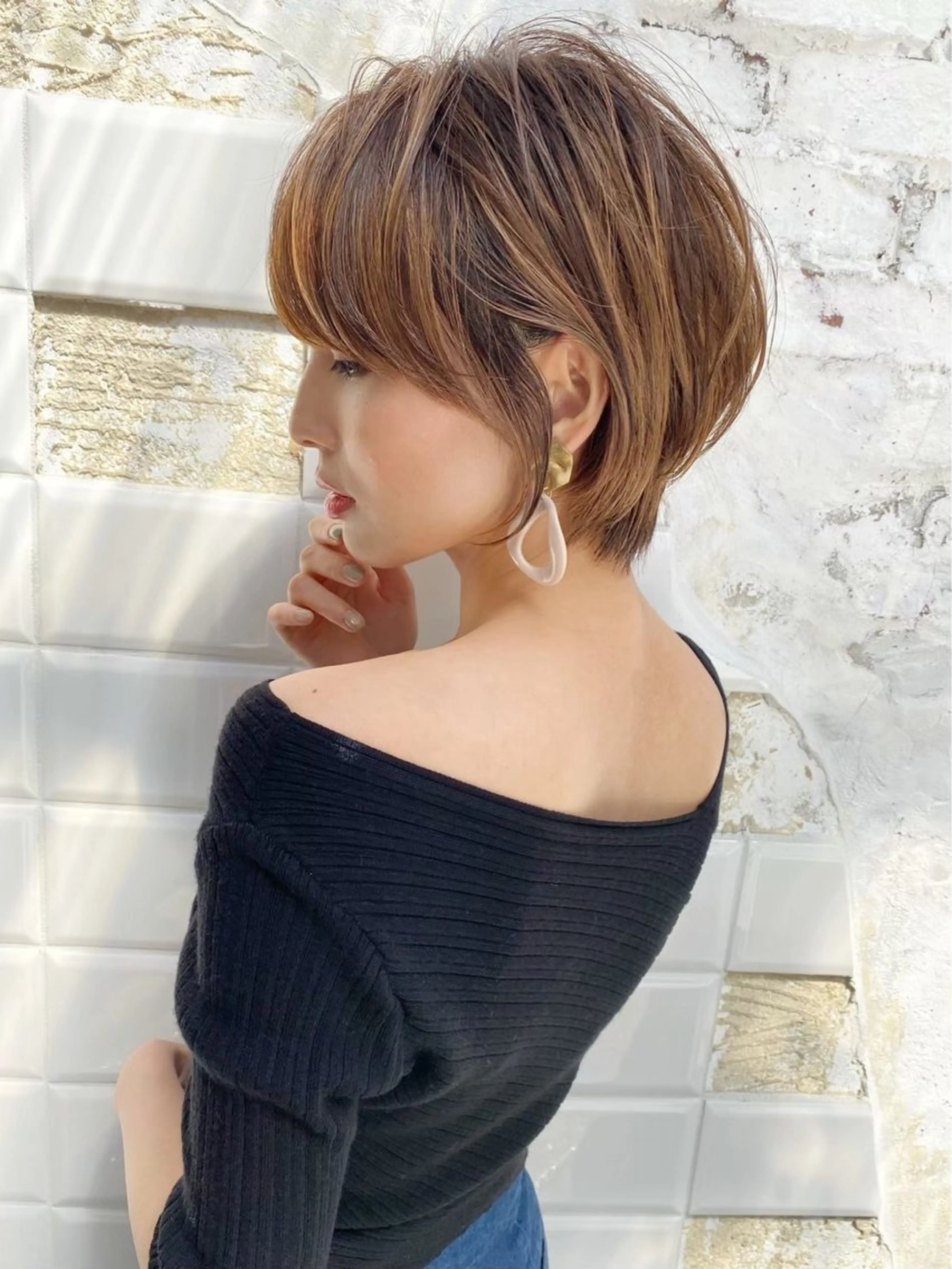 ショート くびれヘア 顔周りカット ハッシュカット 髪質改善 韓国風ヘア カット ヘアカラー トリートメント 博多ベージュ 🐻松井傑のヘアスタイル