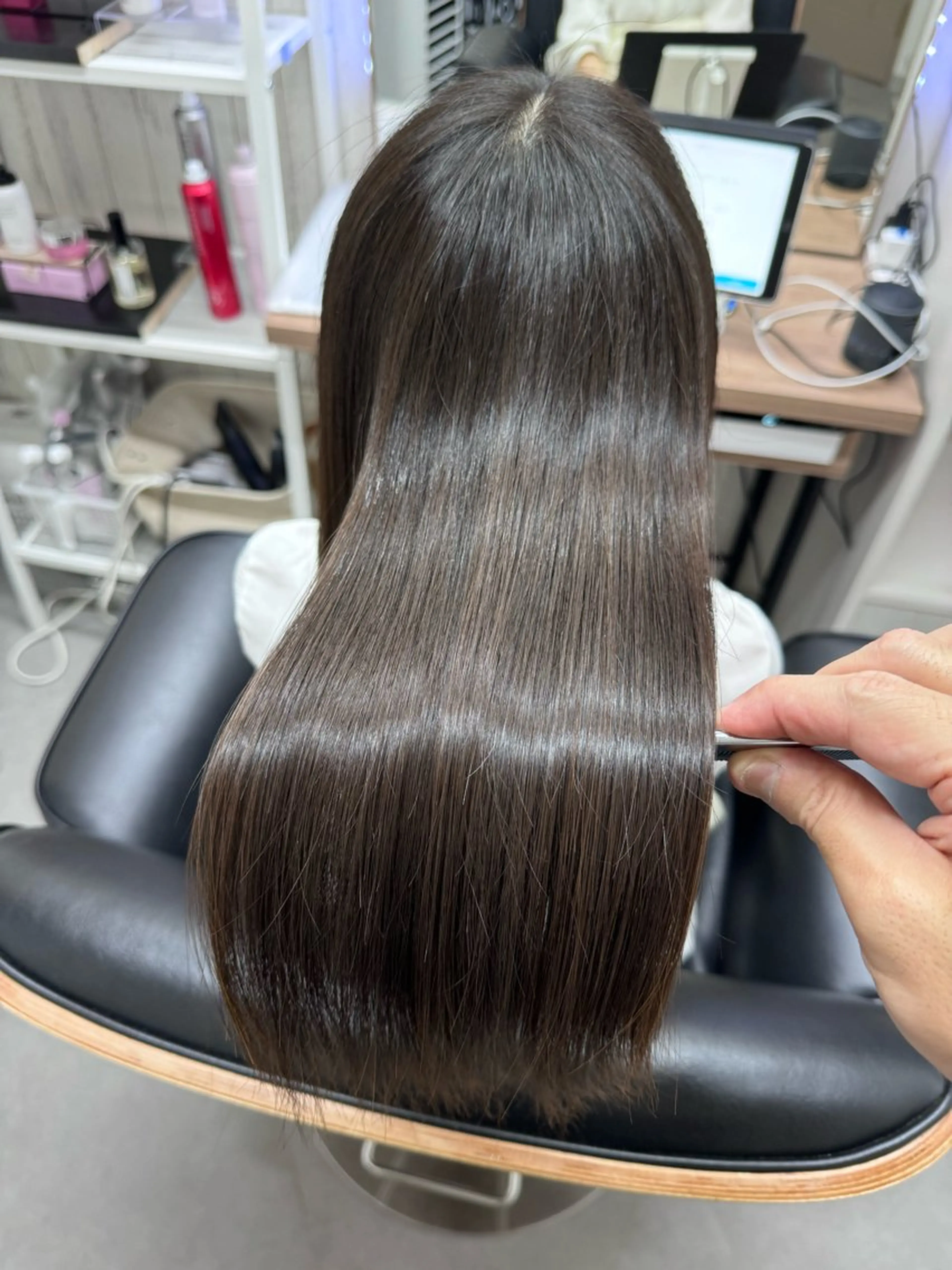 ロング 髪質改善 韓国風ヘア レイヤーカット 縮毛矯正 トリートメント 艶髪改善師/高橋潤 /レイヤーカットのヘアスタイル