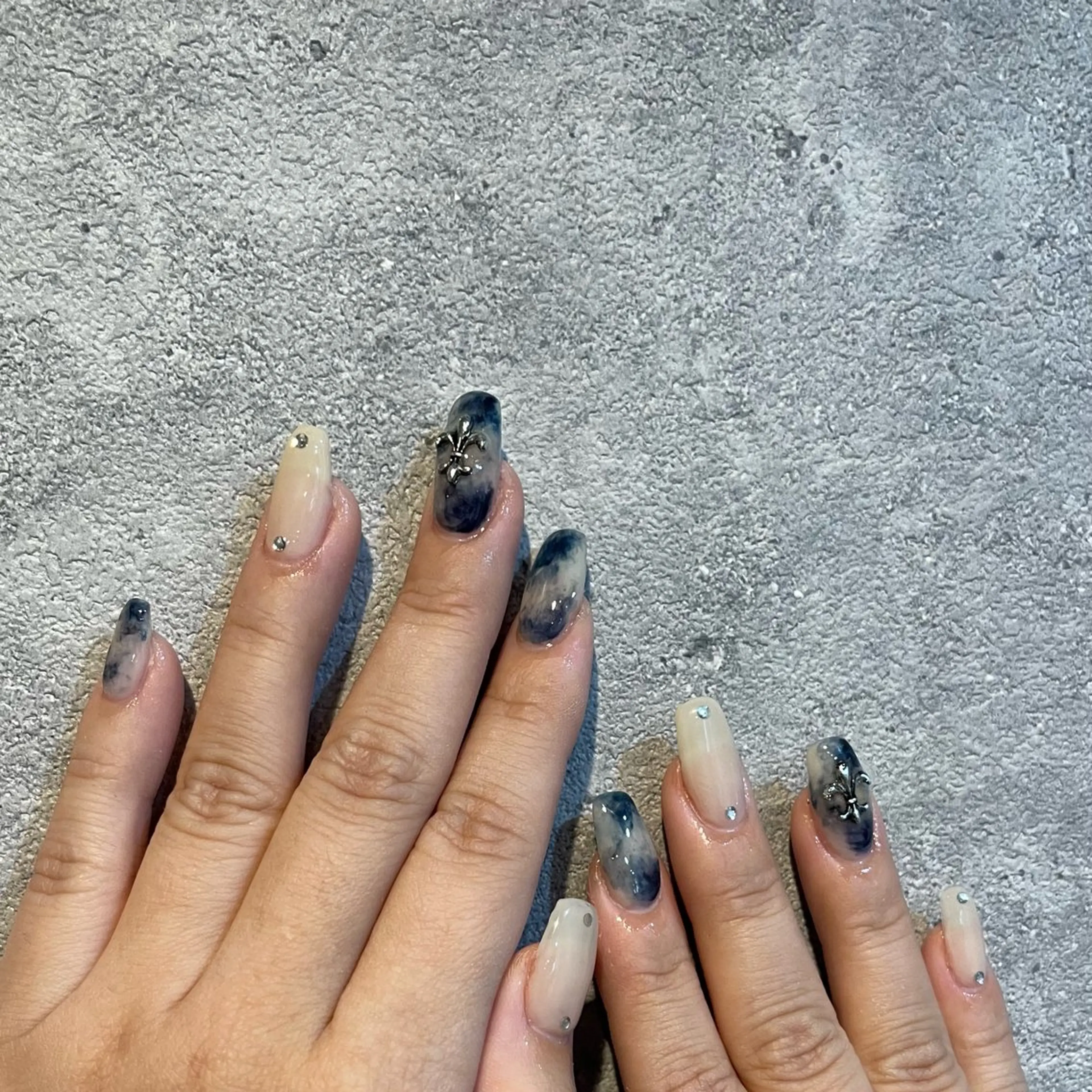 ネイル ハンドネイル Renatus🤍 MISUZUのネイルデザイン