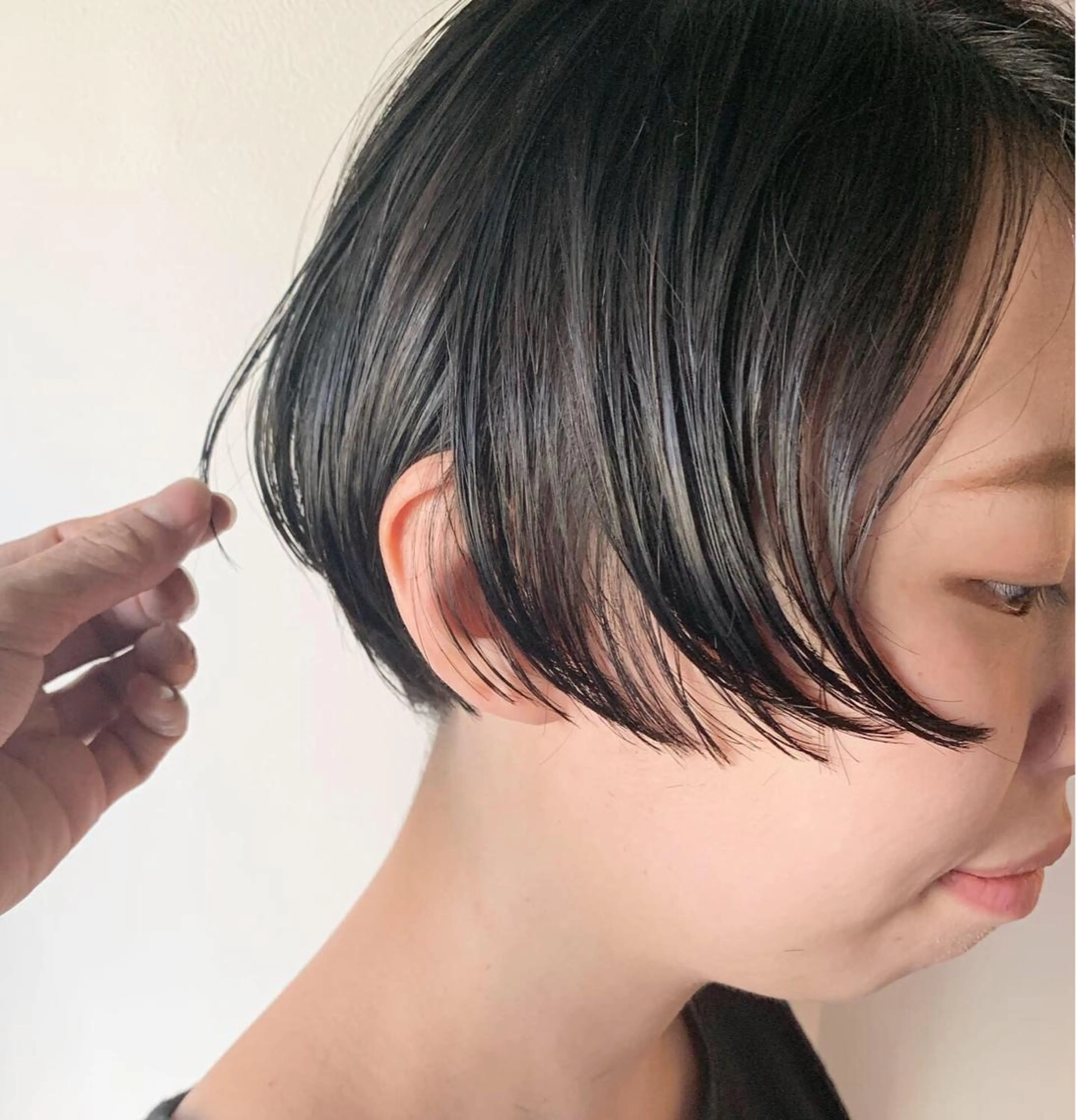 ショート ショートヘア くせ毛×ショート 上岡勇祐のヘアスタイル