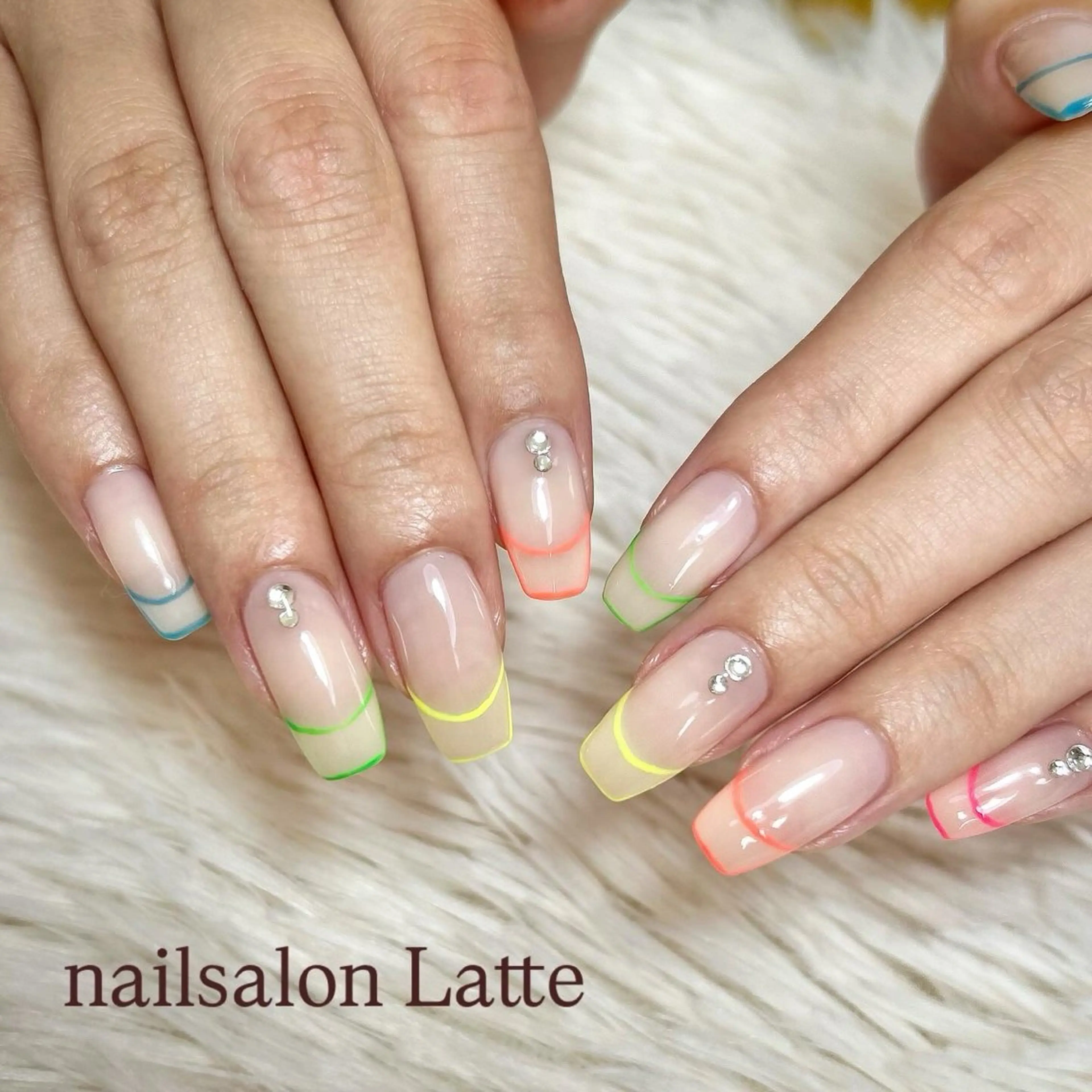 ネイル Nailsalon Latteのネイルデザイン