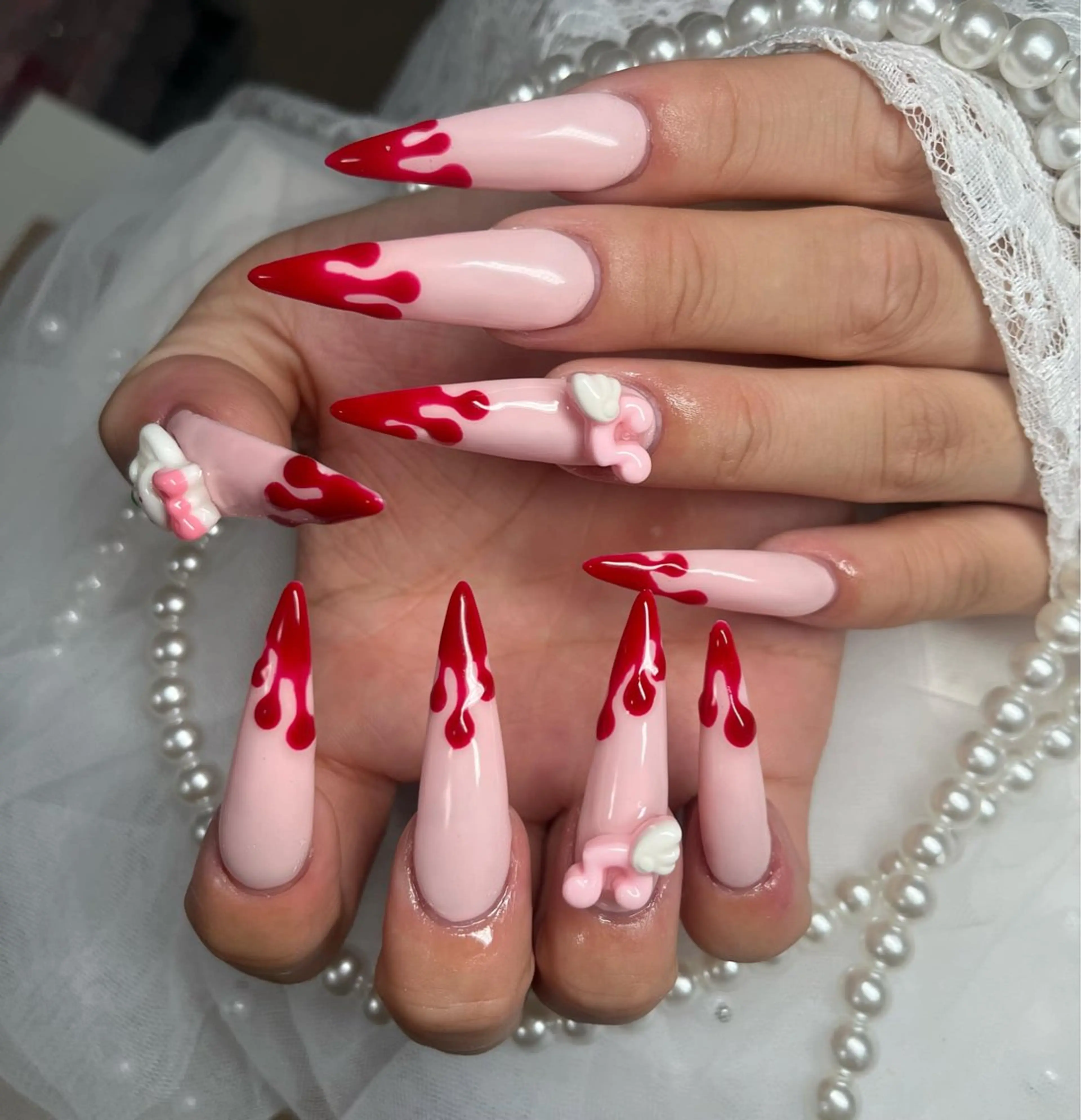 ネイル オーロラネイル フレンチネイル ジェルネイル ハロウィン キラキラネイル ハンドネイル H.baby Nail Salonのネイルデザイン