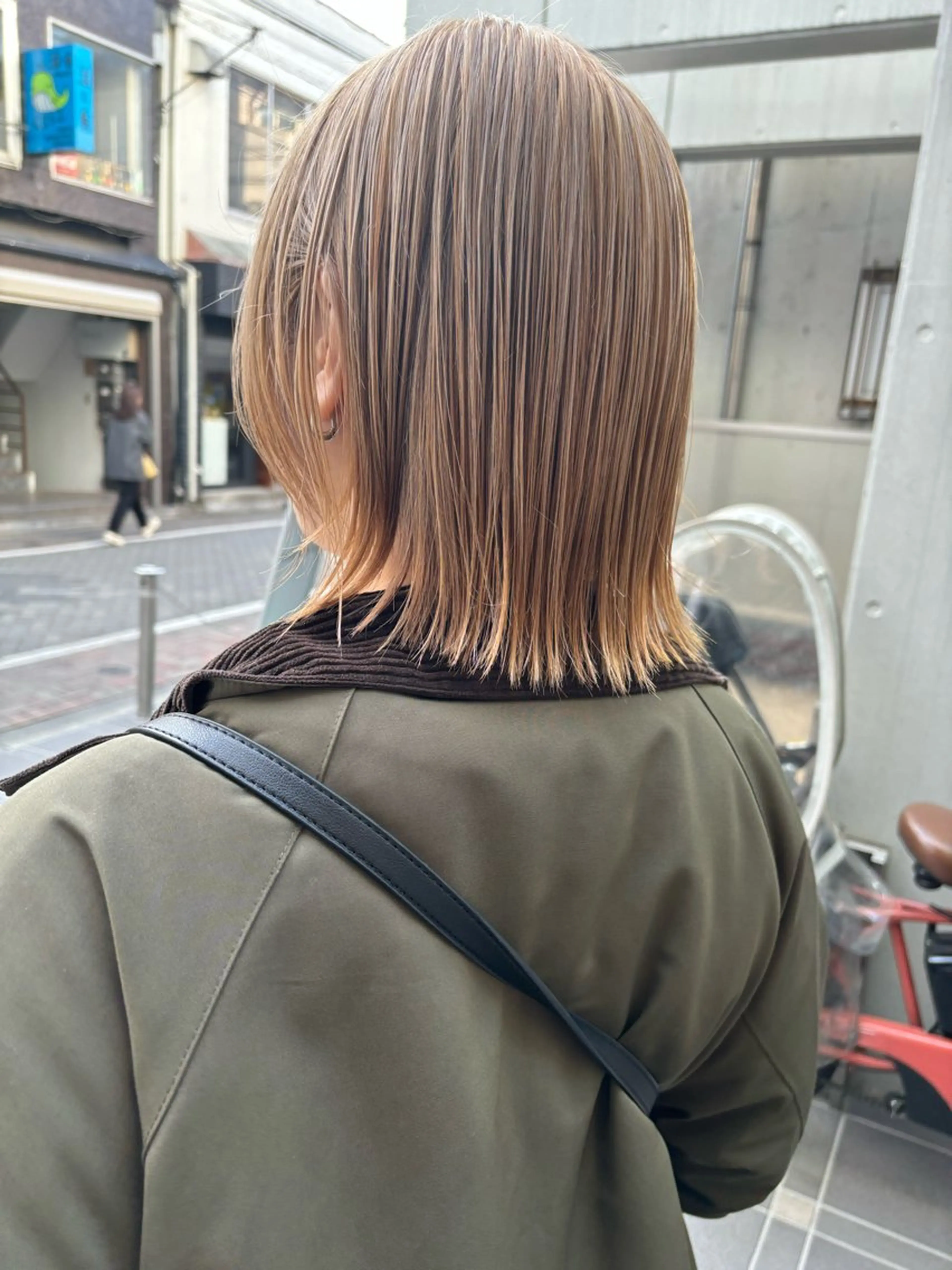 ミディアム カラー 池田理紗/ bob/メンズカットのヘアスタイル