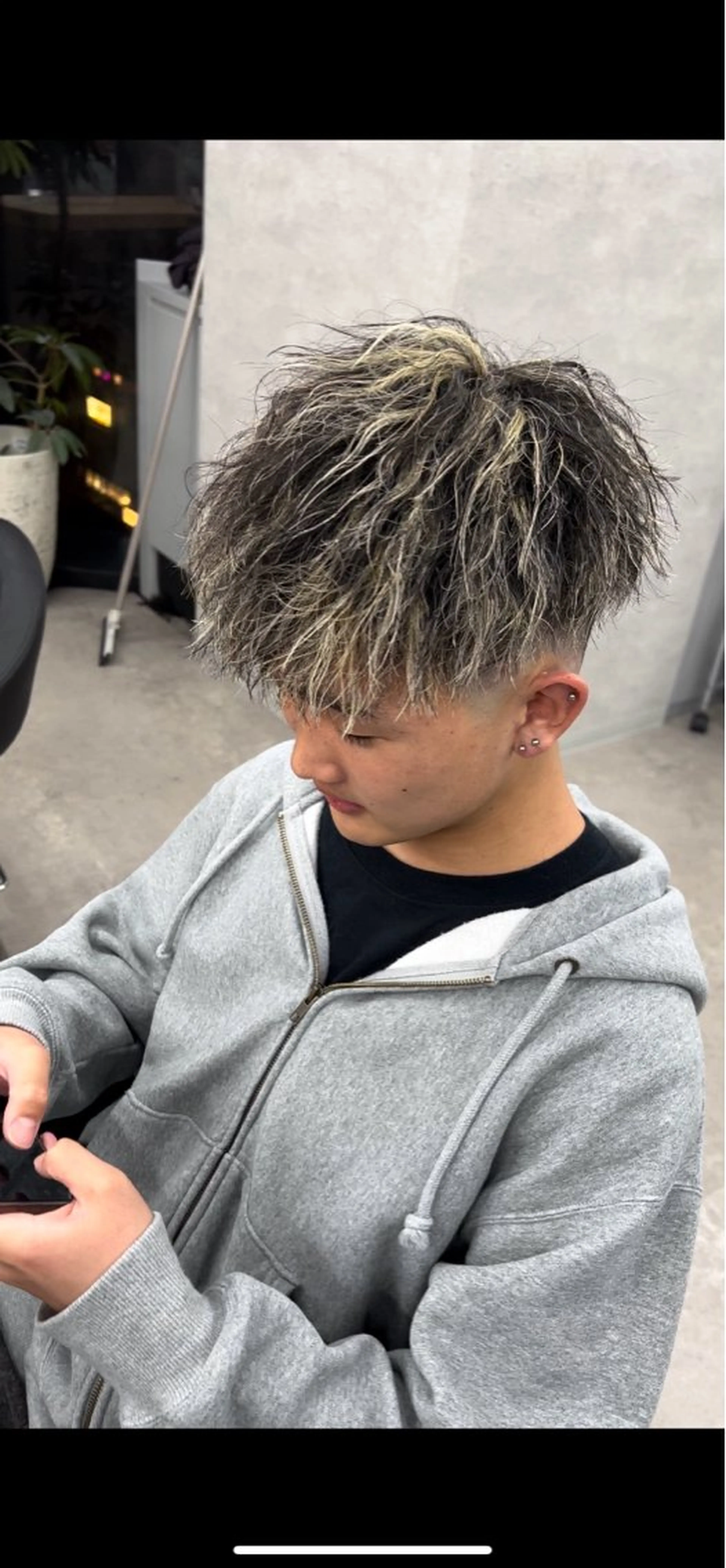 カラー パーマ メンズ 新世代パーマ⚡️ の達人トモ⚡️のヘアスタイル