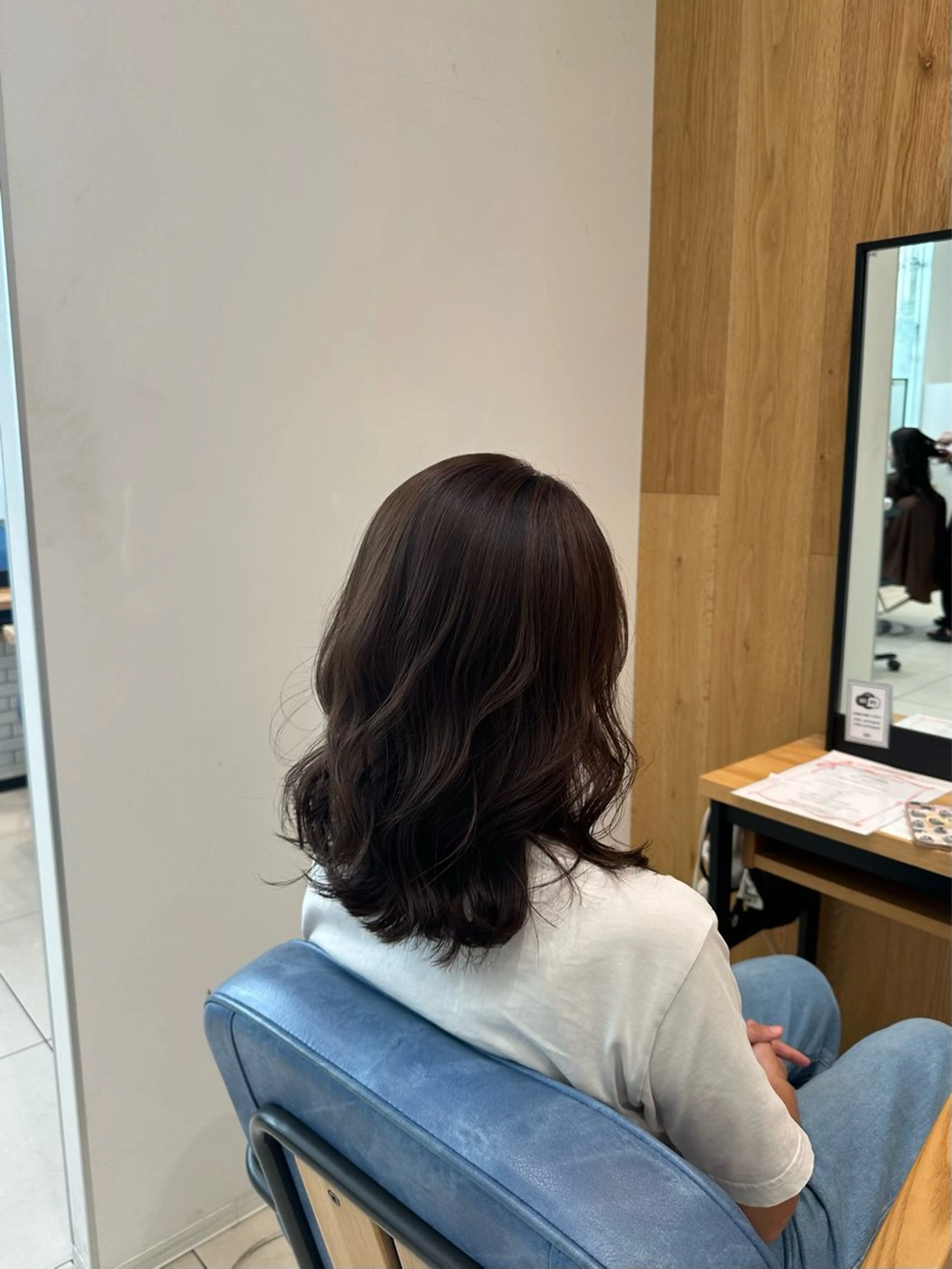ミディアム カット ヘアカラー トリートメント Mayu まゆのヘアスタイル