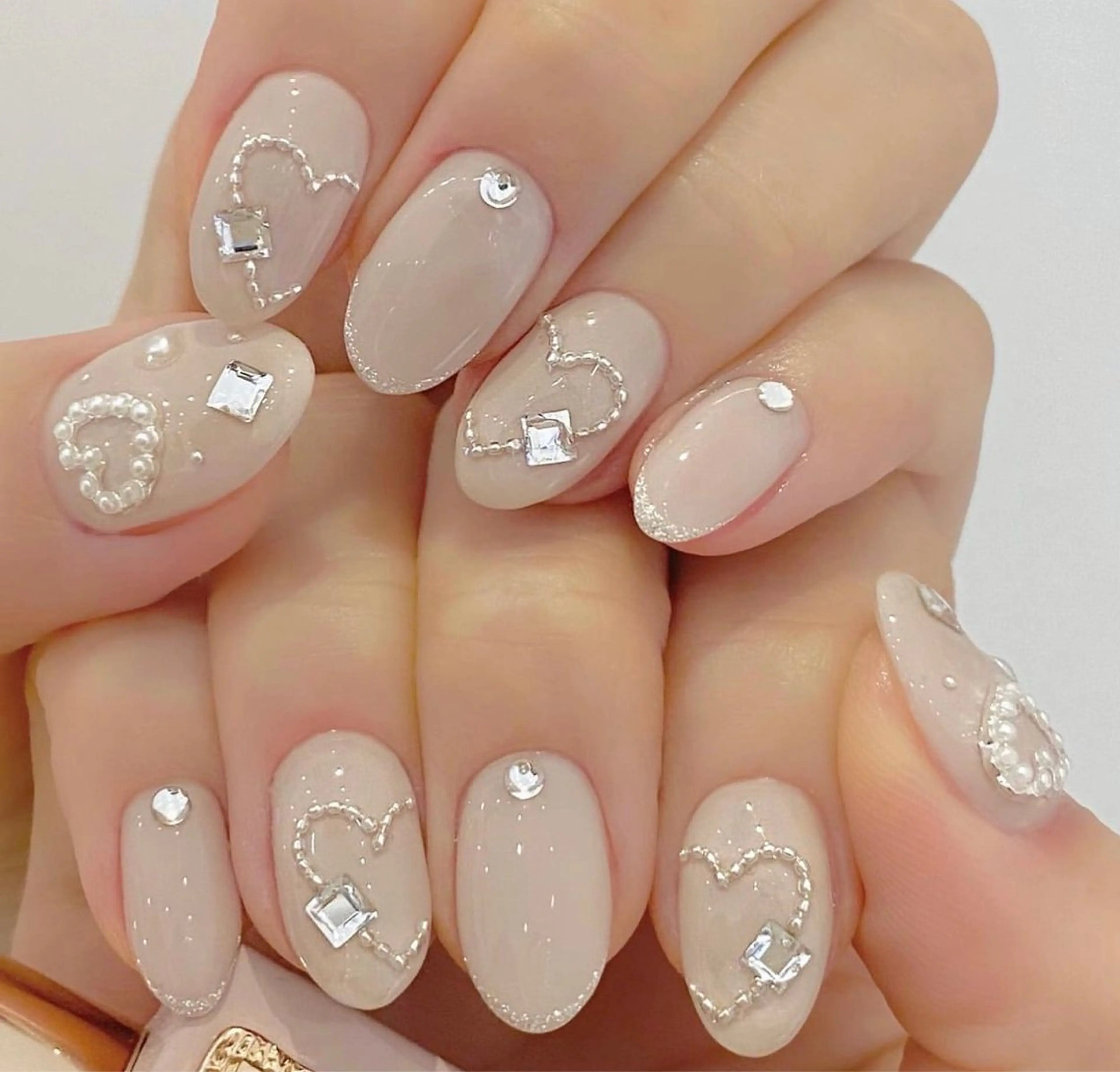 ミディアム nina beautyのネイルデザイン