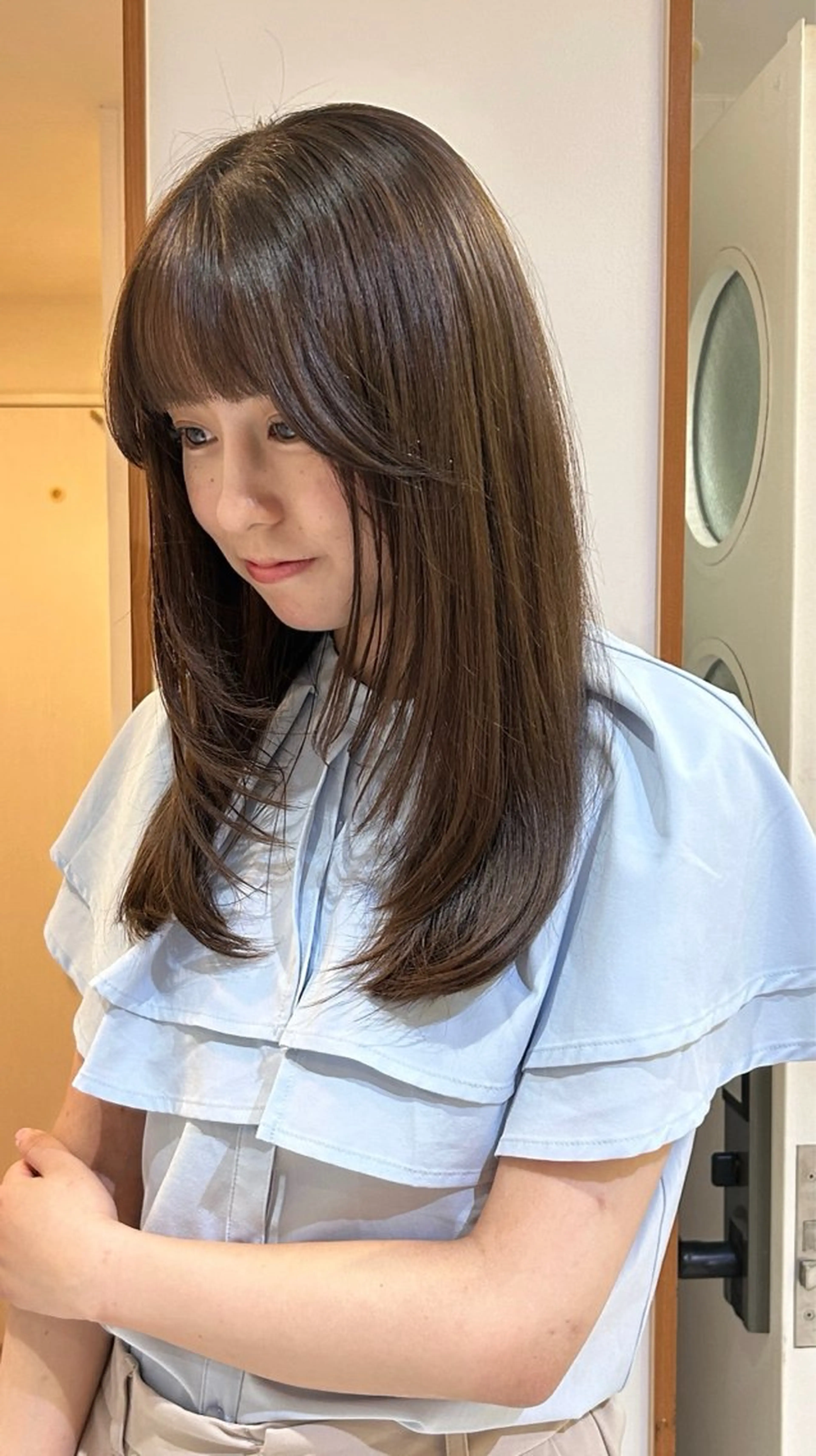 ロング UNBIRTHDAY akariのヘアスタイル