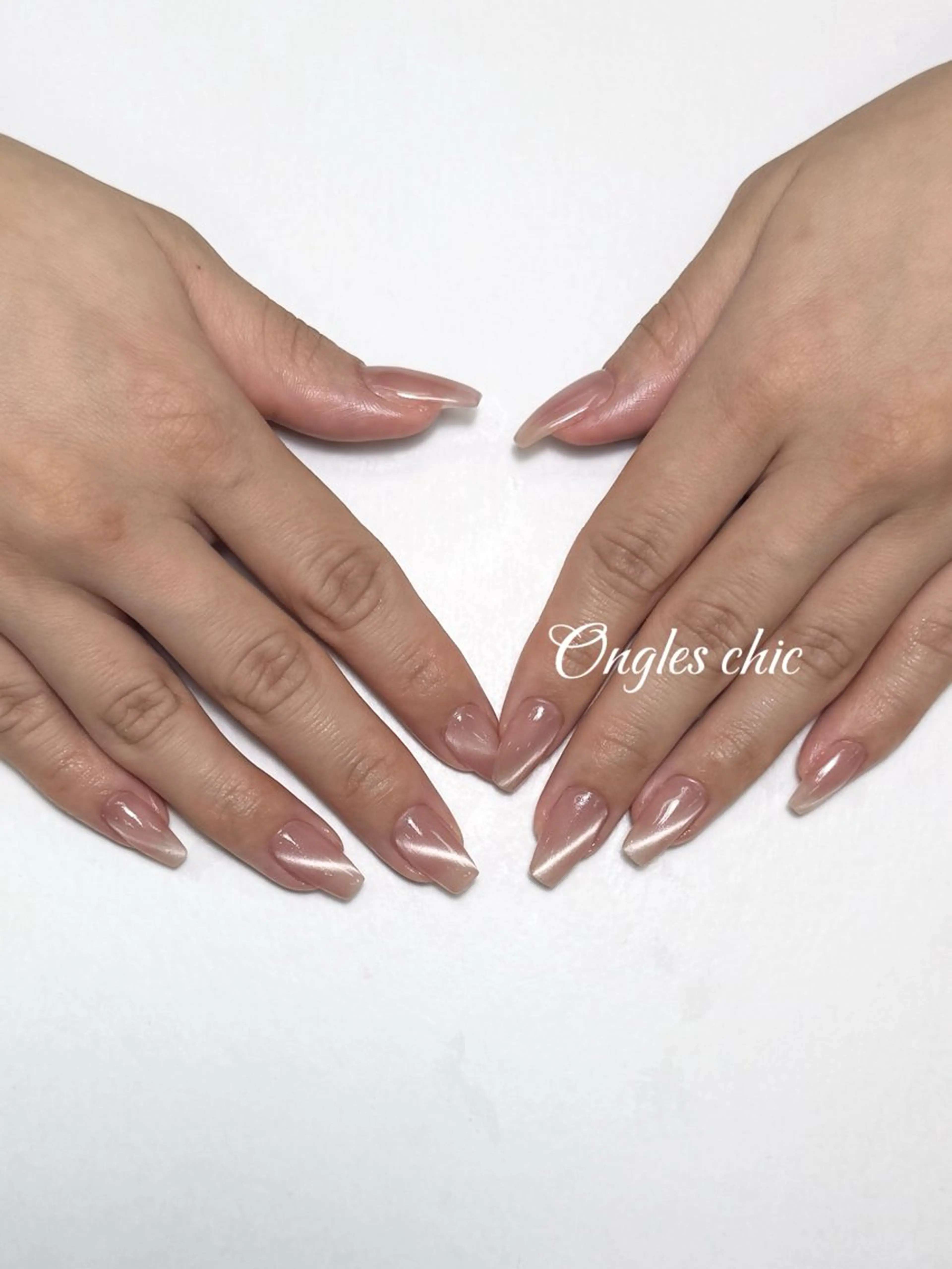ネイル ハンドネイル ハンドケア ongles chicのネイルデザイン
