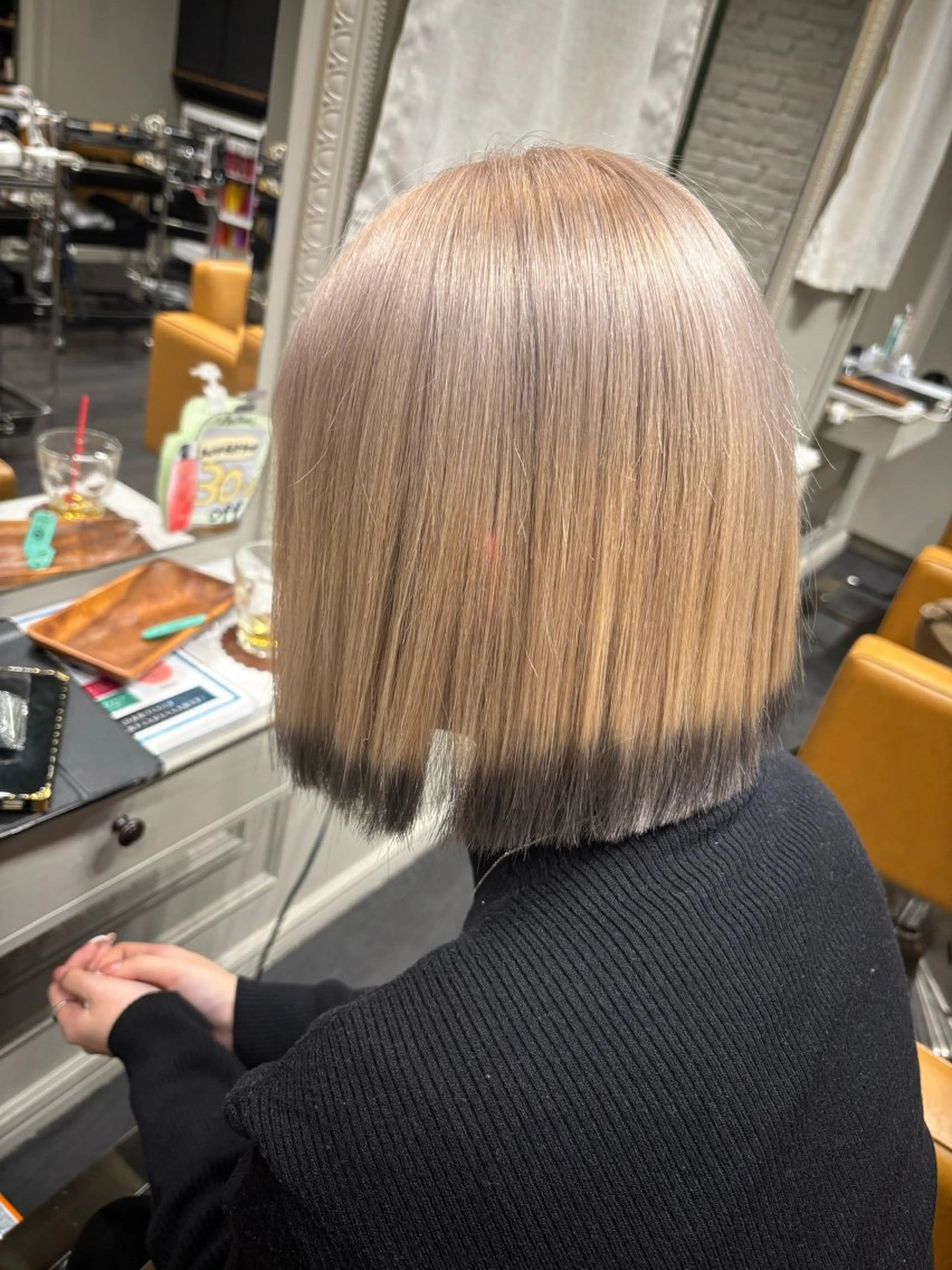 《🧁ミニモ限定🧁》ブリーチ+オンカラー+3stepトリートメント🕊𓈒𓏸︎︎︎︎の写真