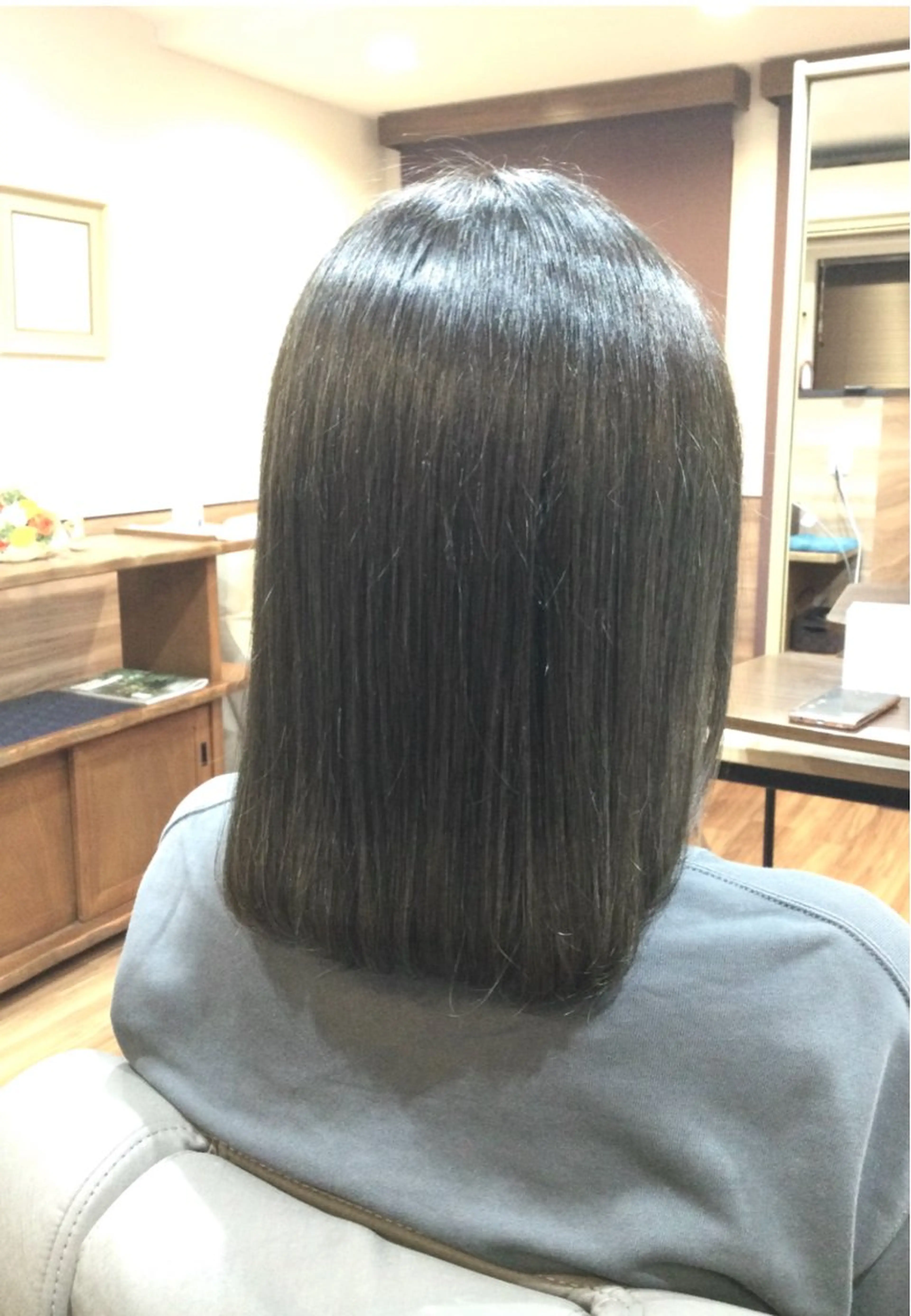 ミディアム パーマ Annon プライベートサロンのヘアスタイル