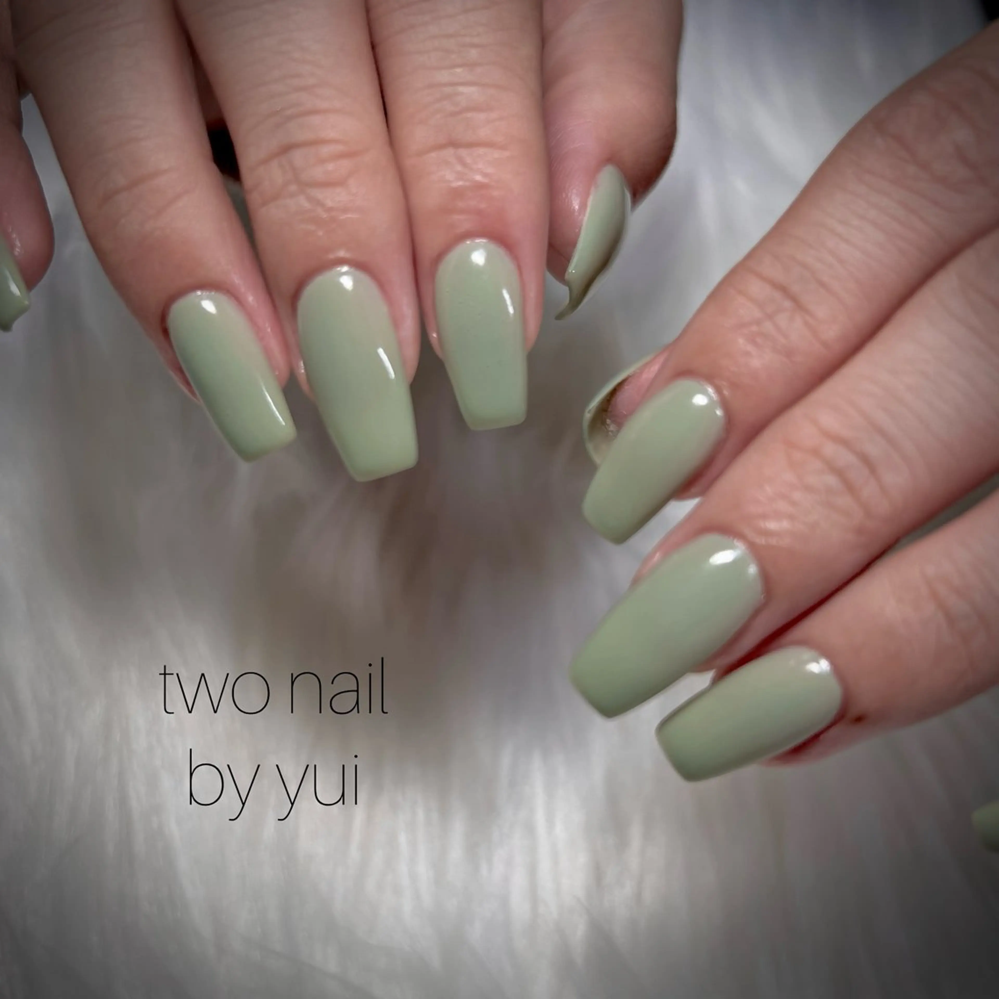 ネイル ネイルチップ ホワイト ハンドネイル two nailのネイルデザイン