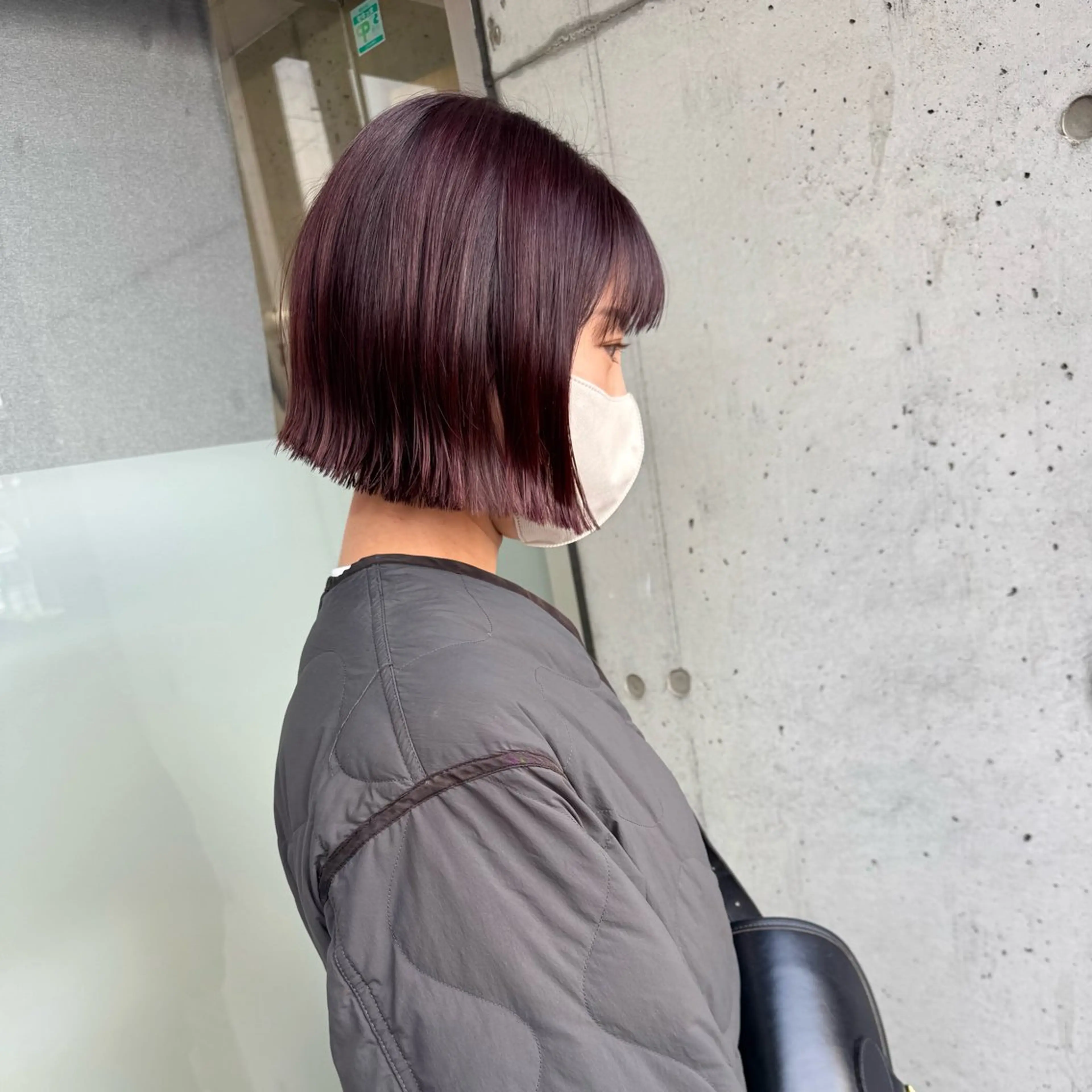 ミディアム 切りっぱなしボブ ボブ カット ヘアカラー トリートメント 会田有紀 /切りっぱなしボブのヘアスタイル