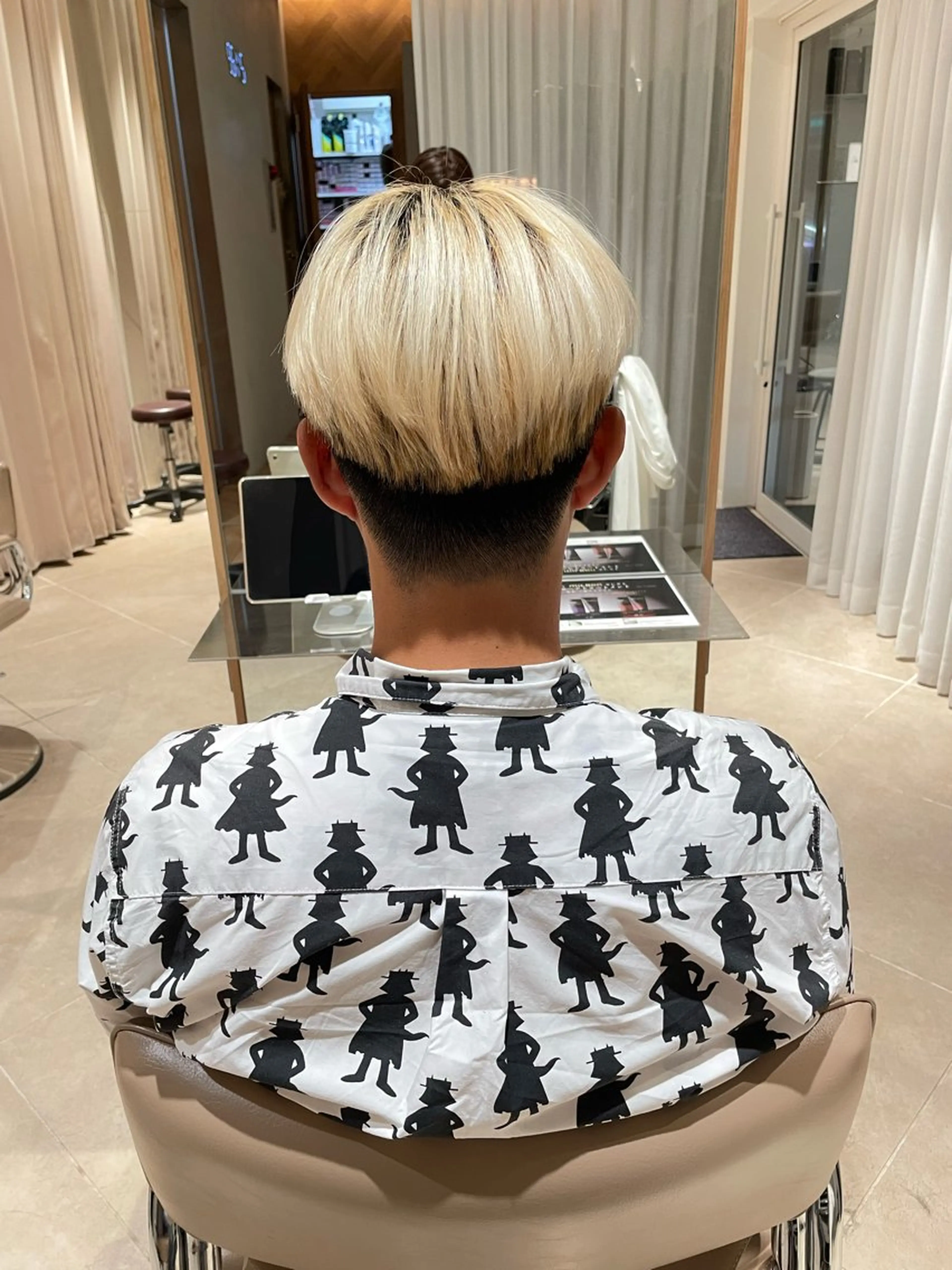 ショート メンズ アイブロウ カット RINA 🦋🫧のヘアスタイル