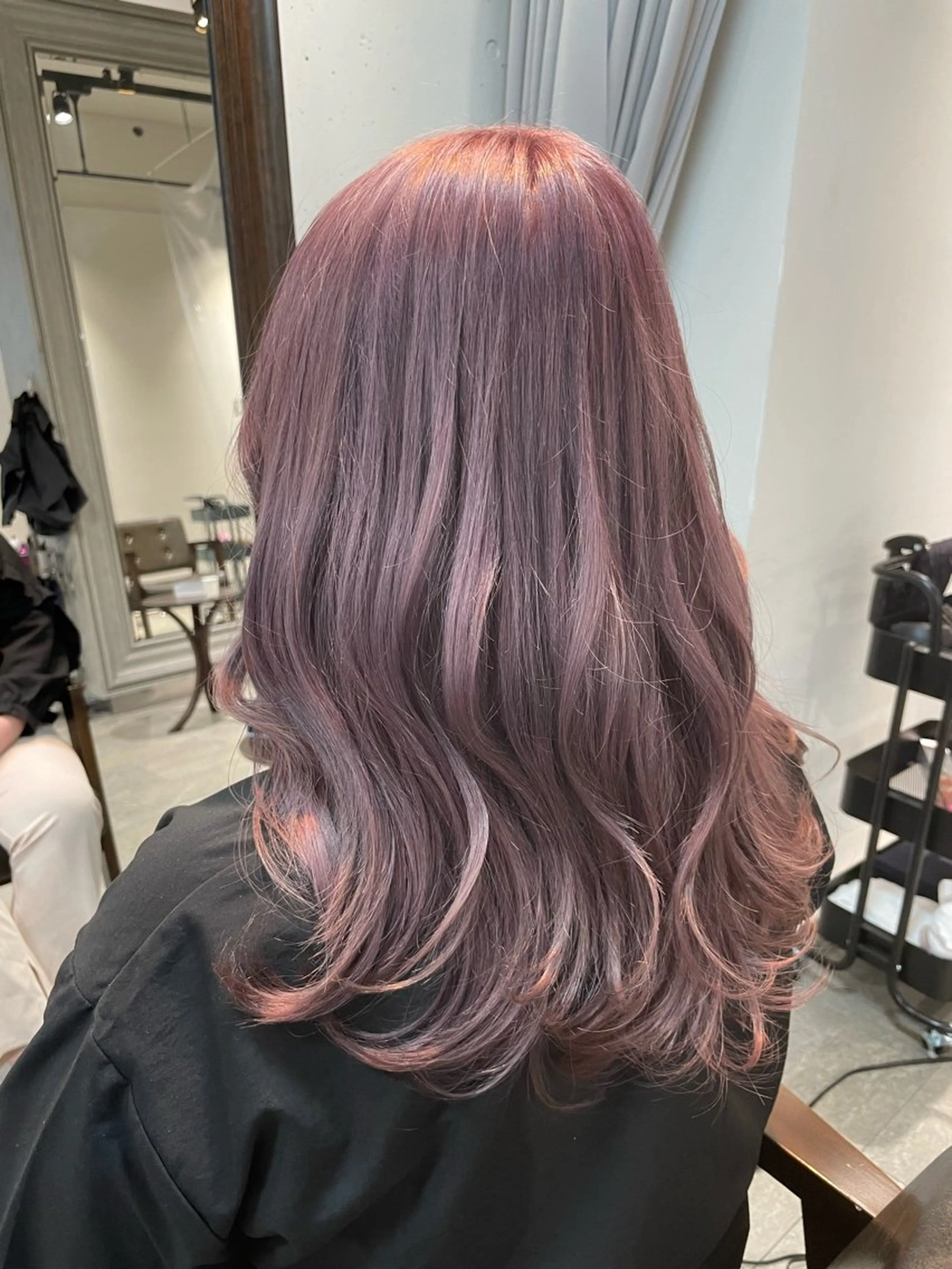 セミロング カラー パーマ ヘアアレンジ ヘアカラー トリートメント ブリーチカラー🤍 颯馬🐈‍⬛のヘアスタイル