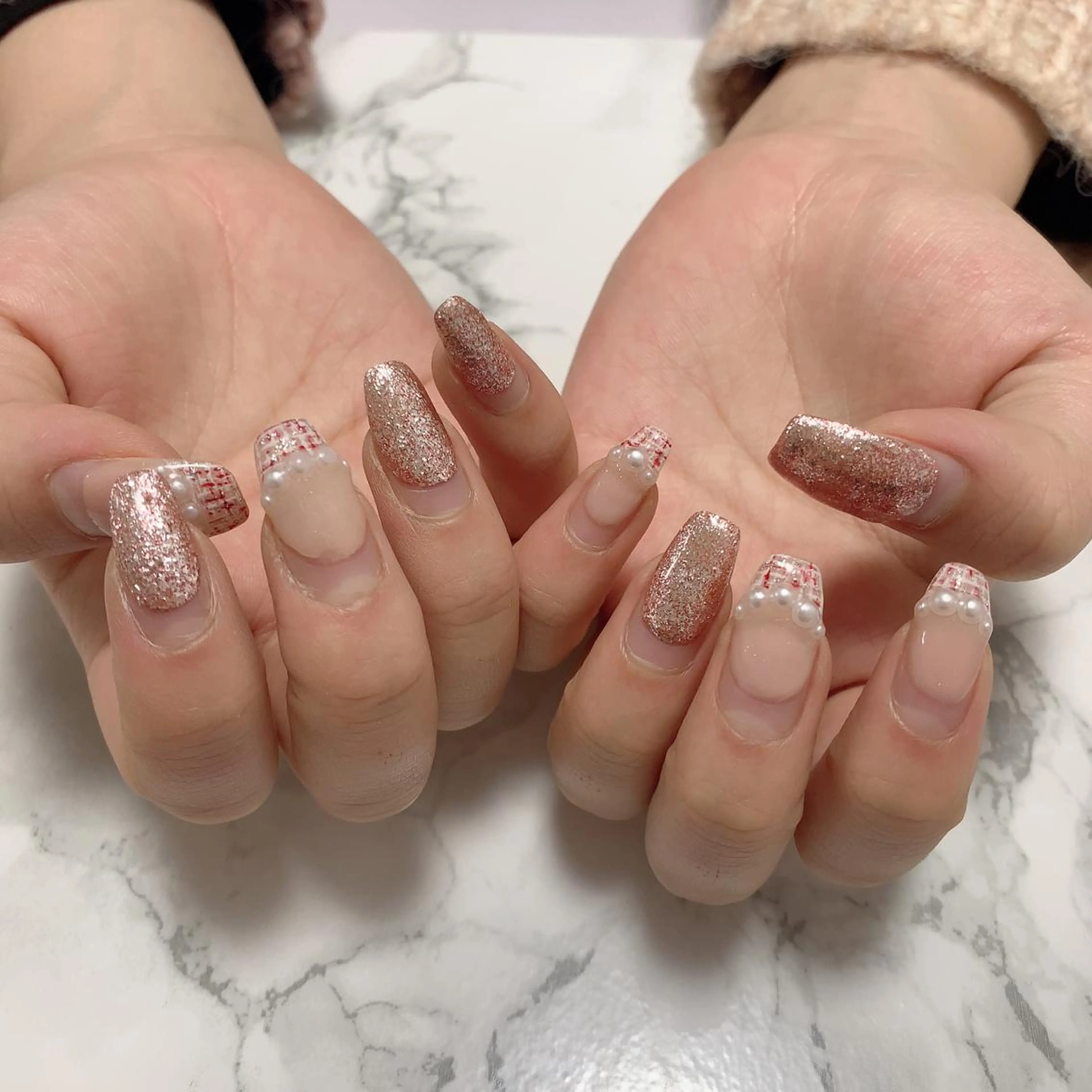 ネイル はな💎ネイル ワンホン、長さ出しのネイルデザイン