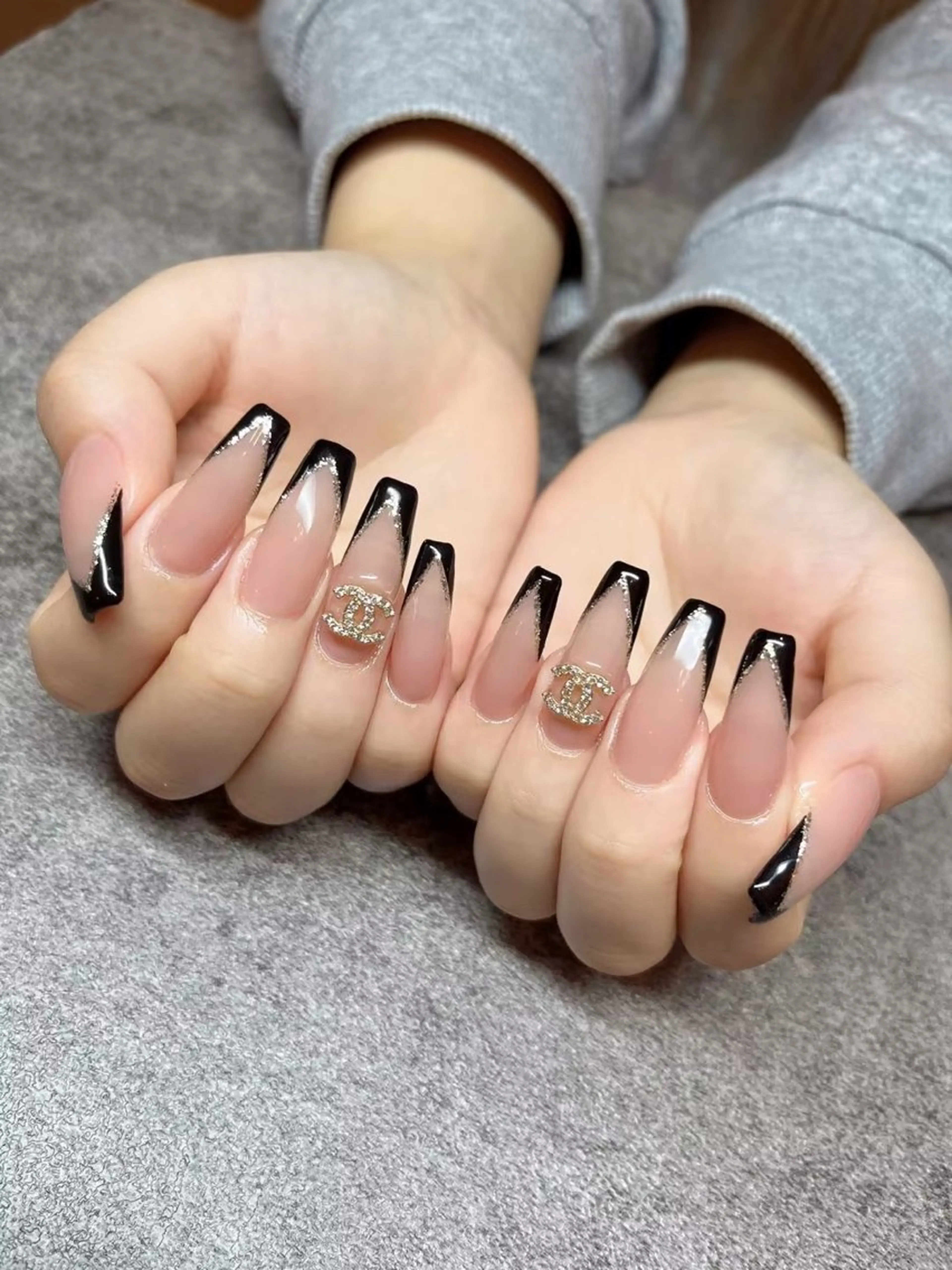 ネイル ハンドネイル R inのネイルデザイン