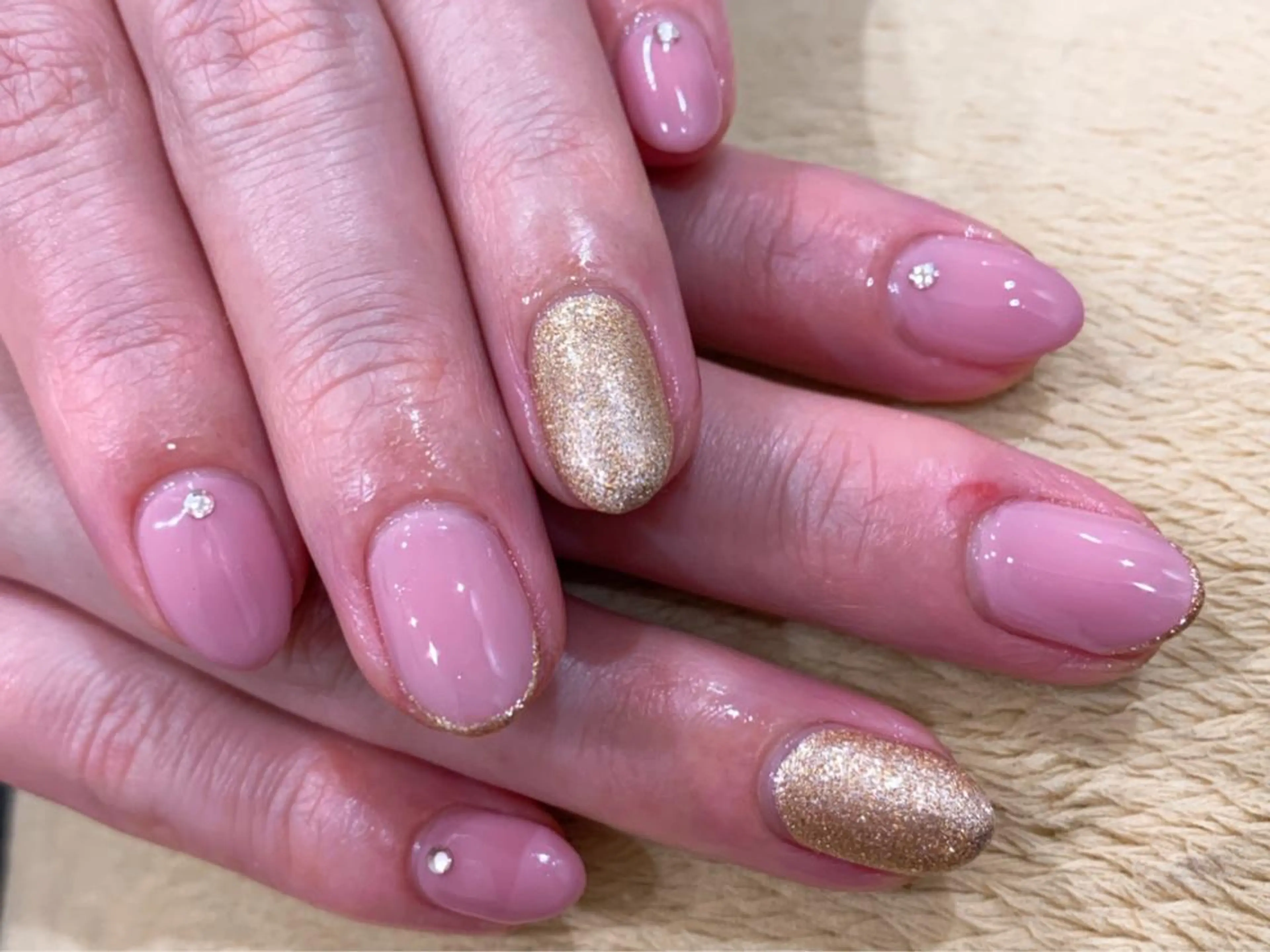 ネイル ハンドネイル 中川 愛理のネイルデザイン