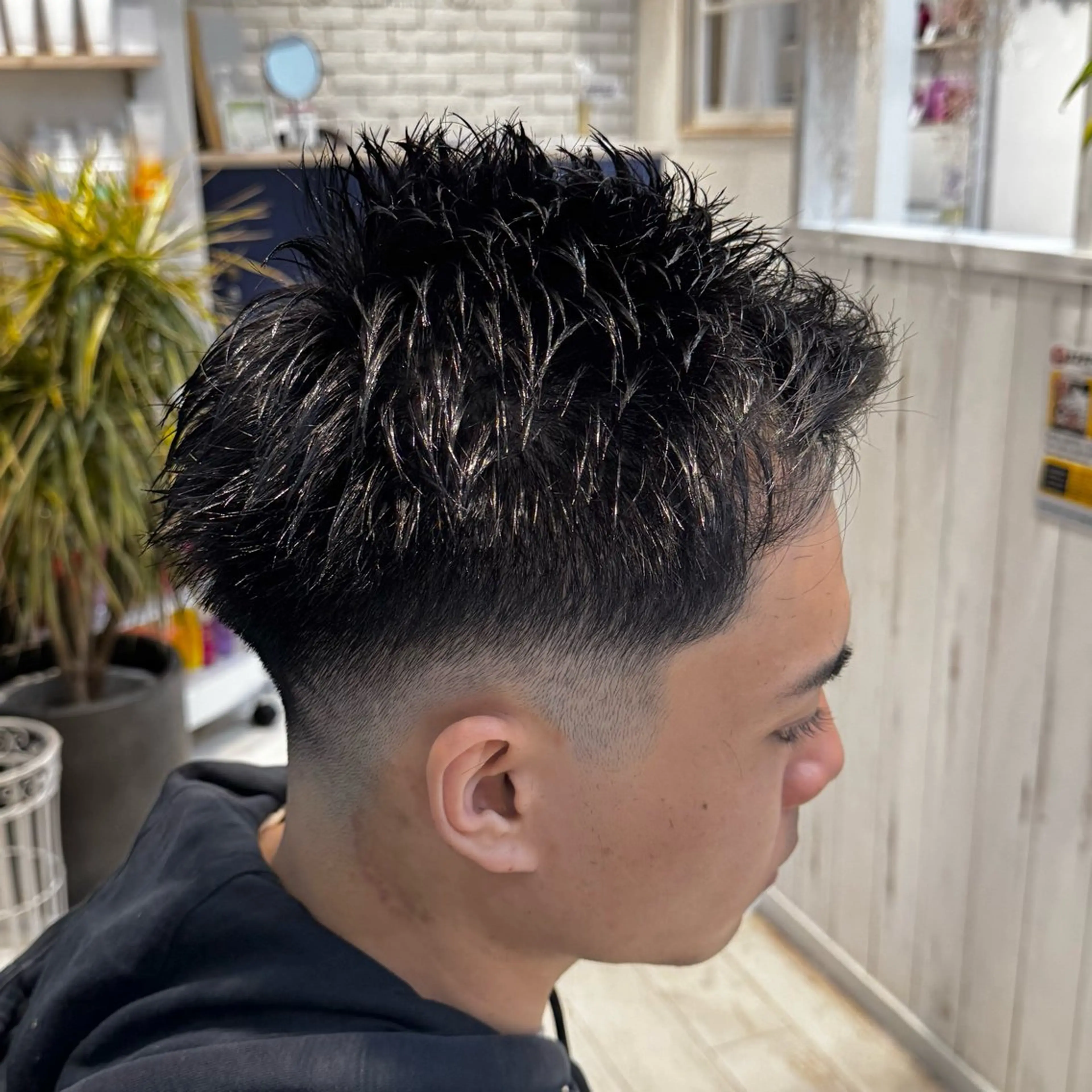 ショート メンズ フェードカット ショートヘア カット 吉田 新平のヘアスタイル