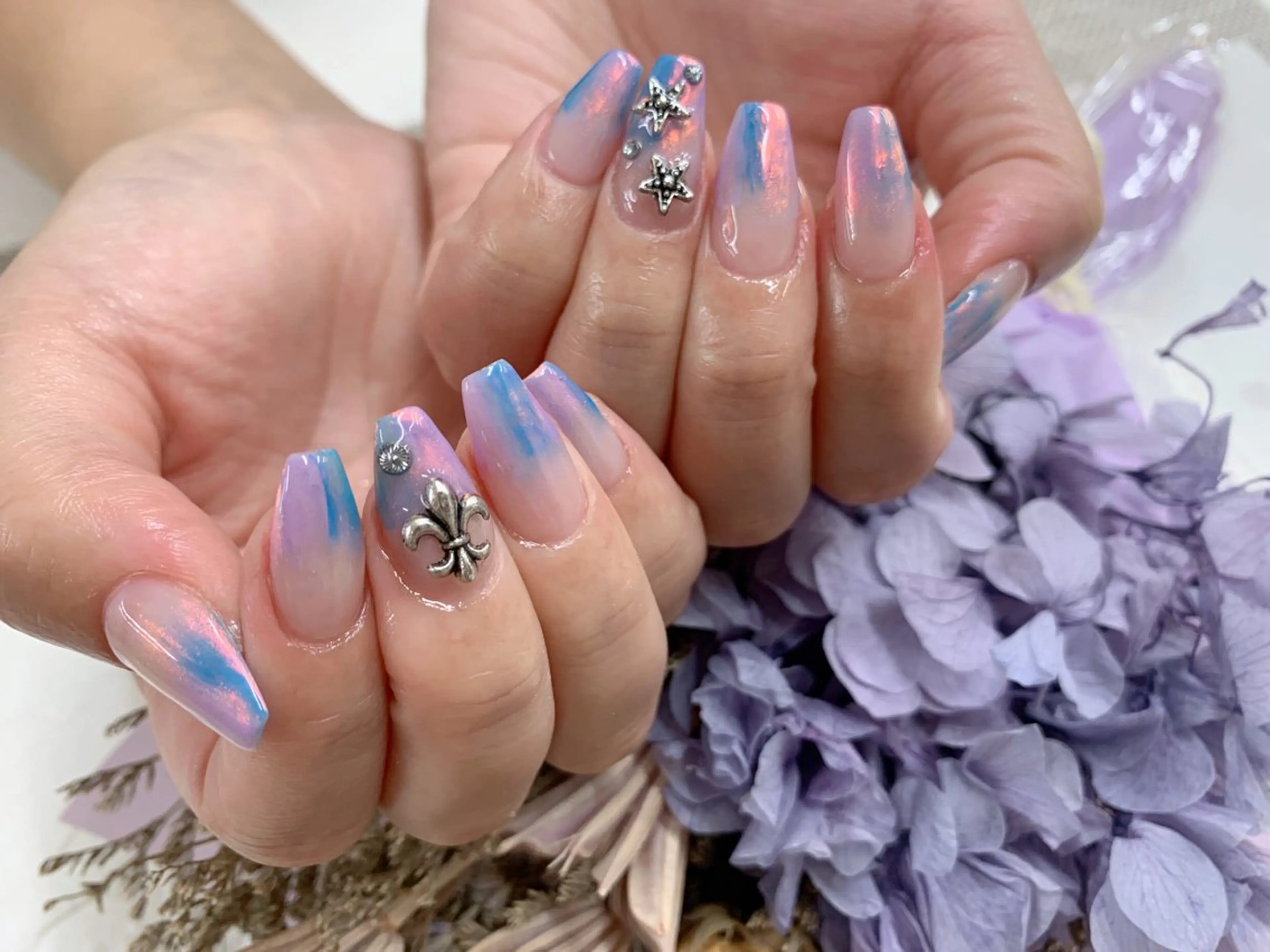 ネイル ✨Nailsalon Vi+✨のネイルデザイン