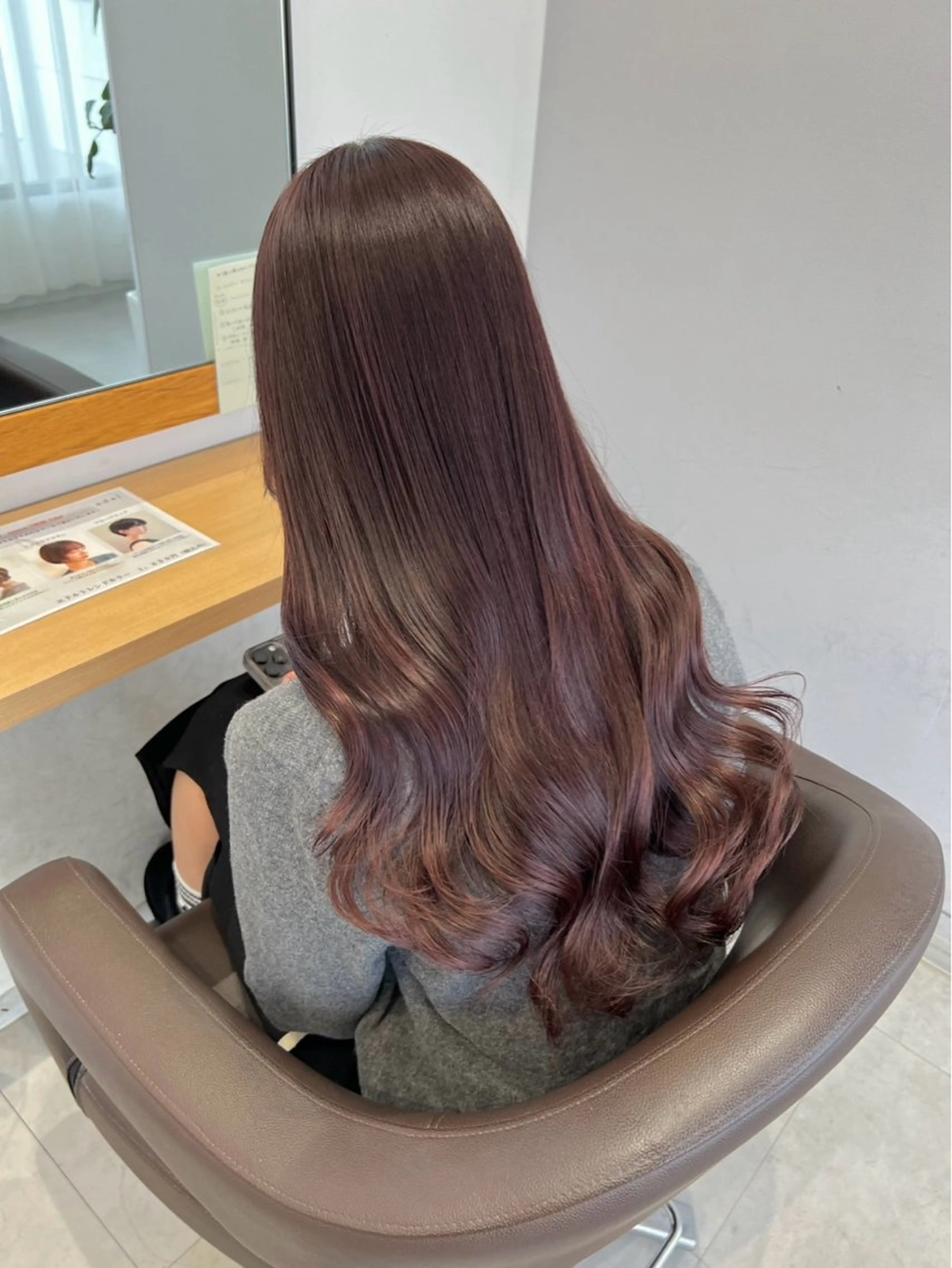 ロング カラー ブリーチ 透明感カラー ブリーチなしカラー カット ヘアカラー レイヤー/ショート chere狭山のヘアスタイル