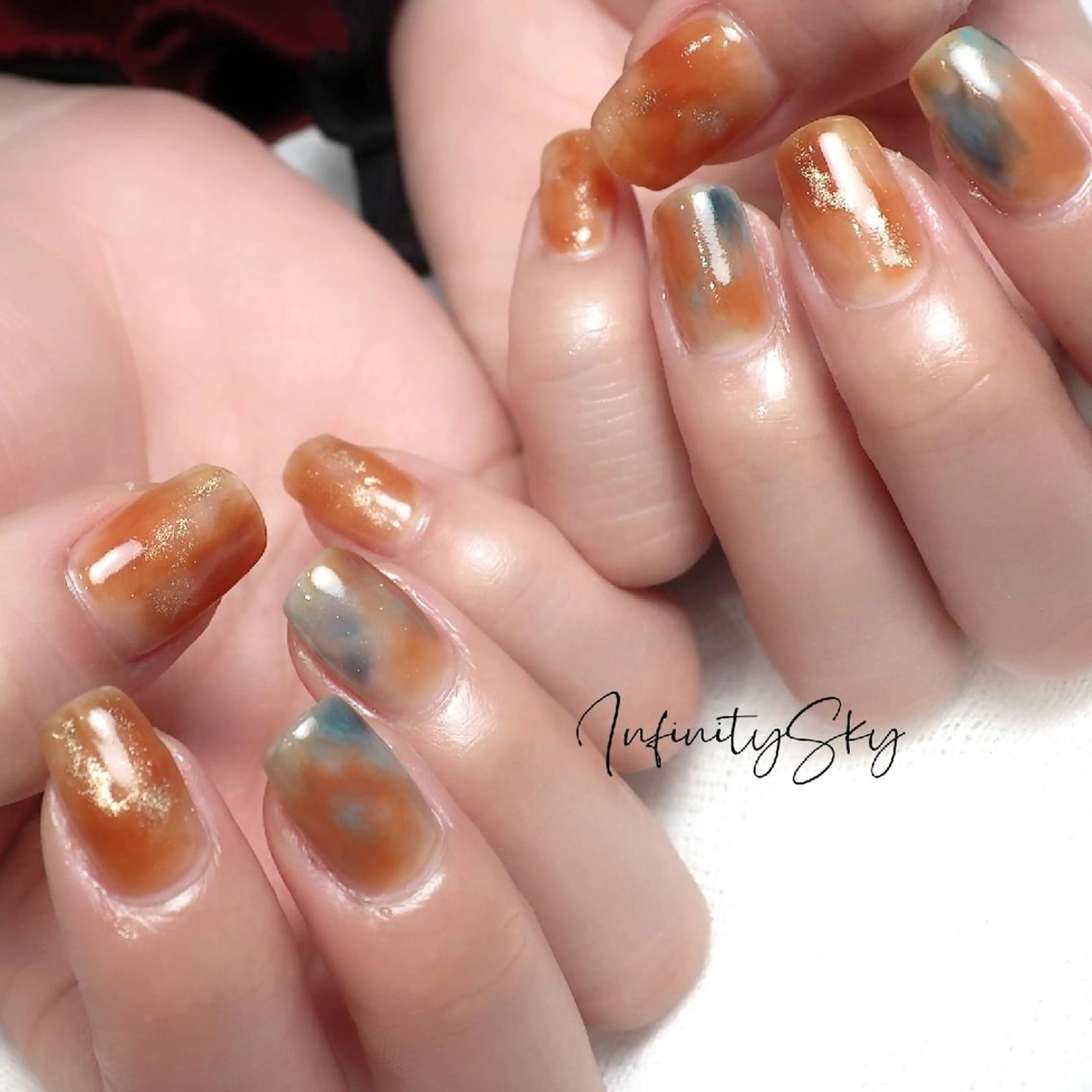 ネイル ニュアンスネイル infinity skyのネイルデザイン