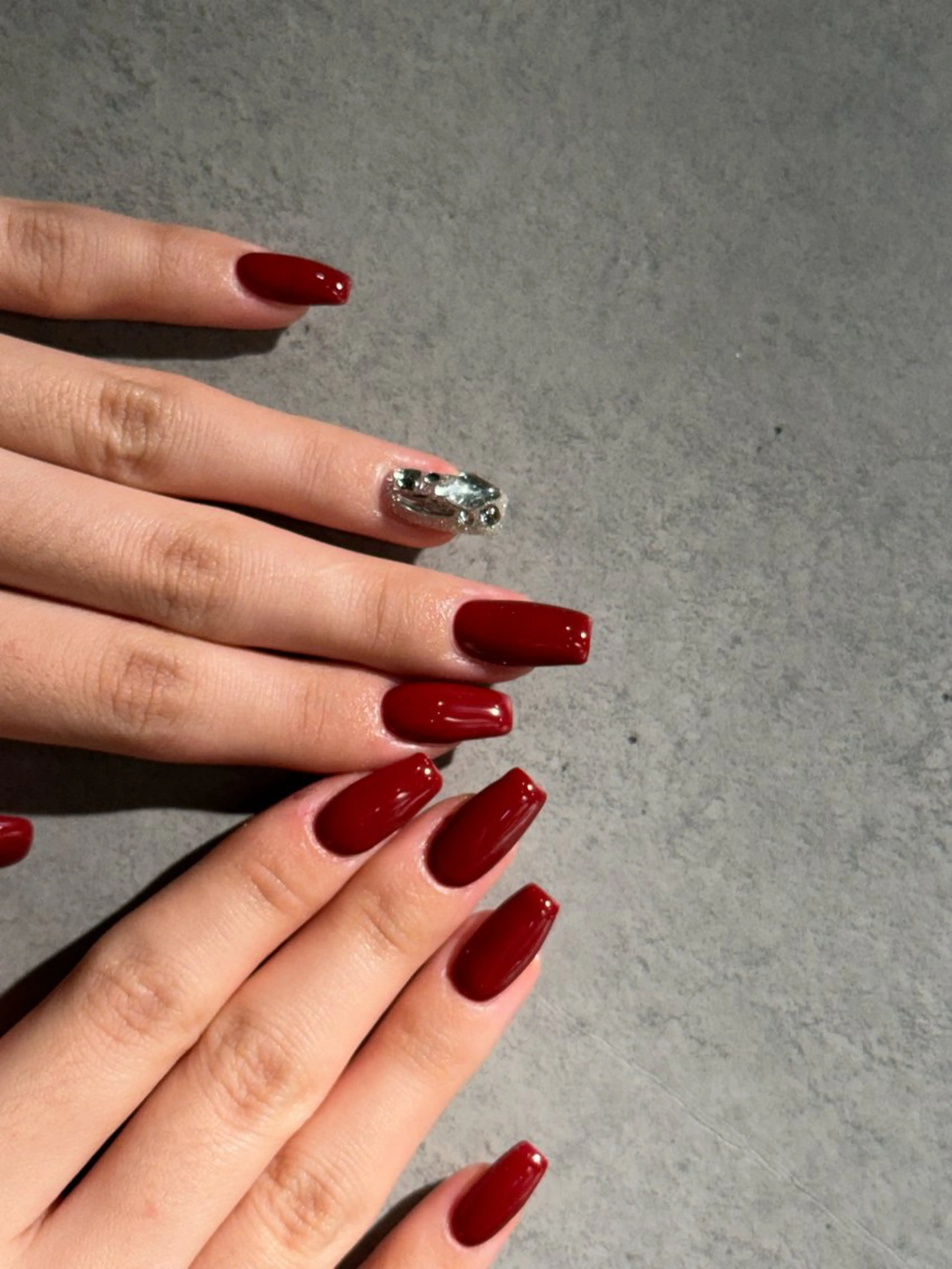 ネイル I-nailロング /ワンホン/キラキラのネイルデザイン