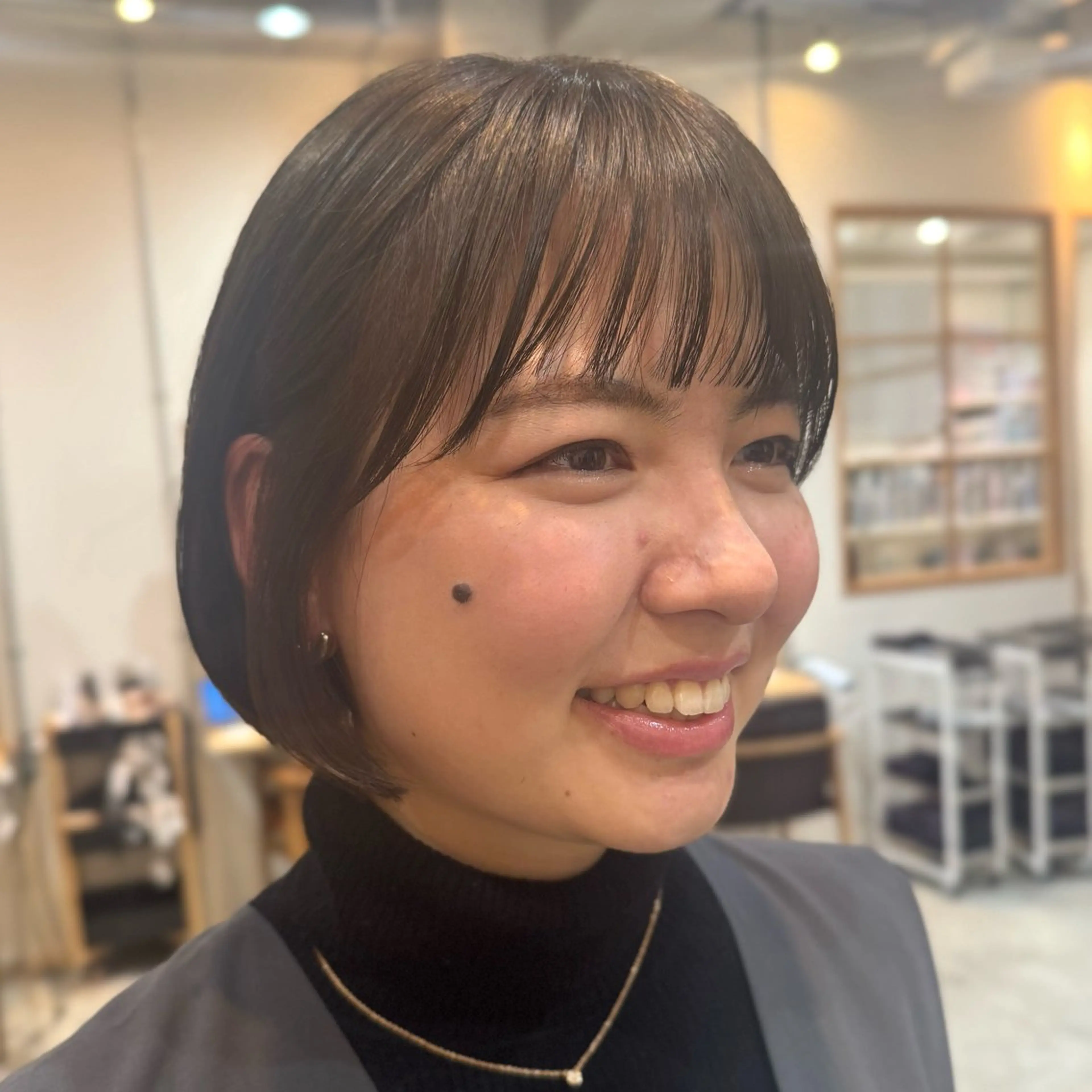 ショート カラー ベージュカラー オリーブベージュ 透明感カラー/レイ ヤー/Nana🌈のヘアスタイル