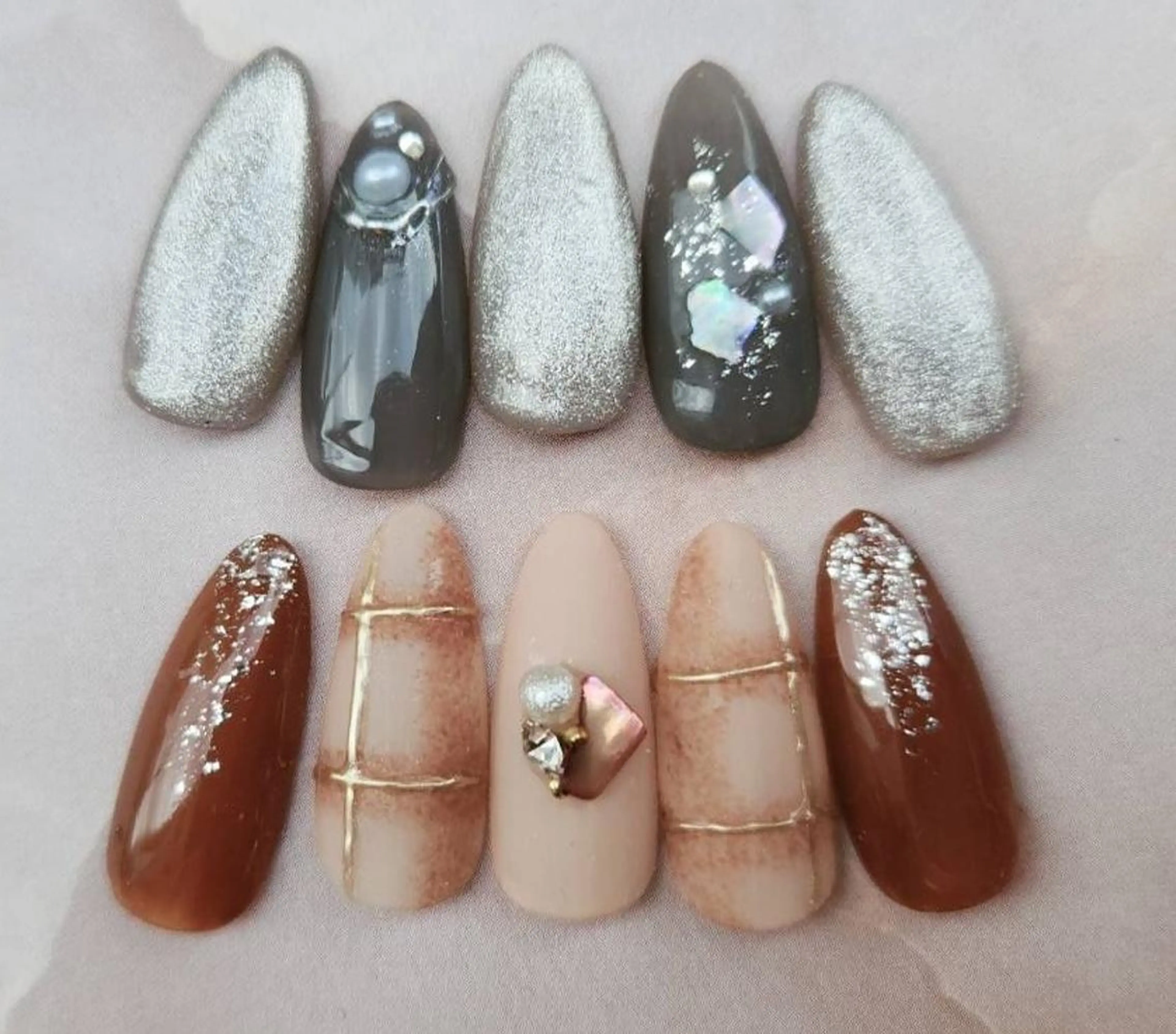 ネイル FIRST天神駅直結 jr ハルヒのネイルデザイン