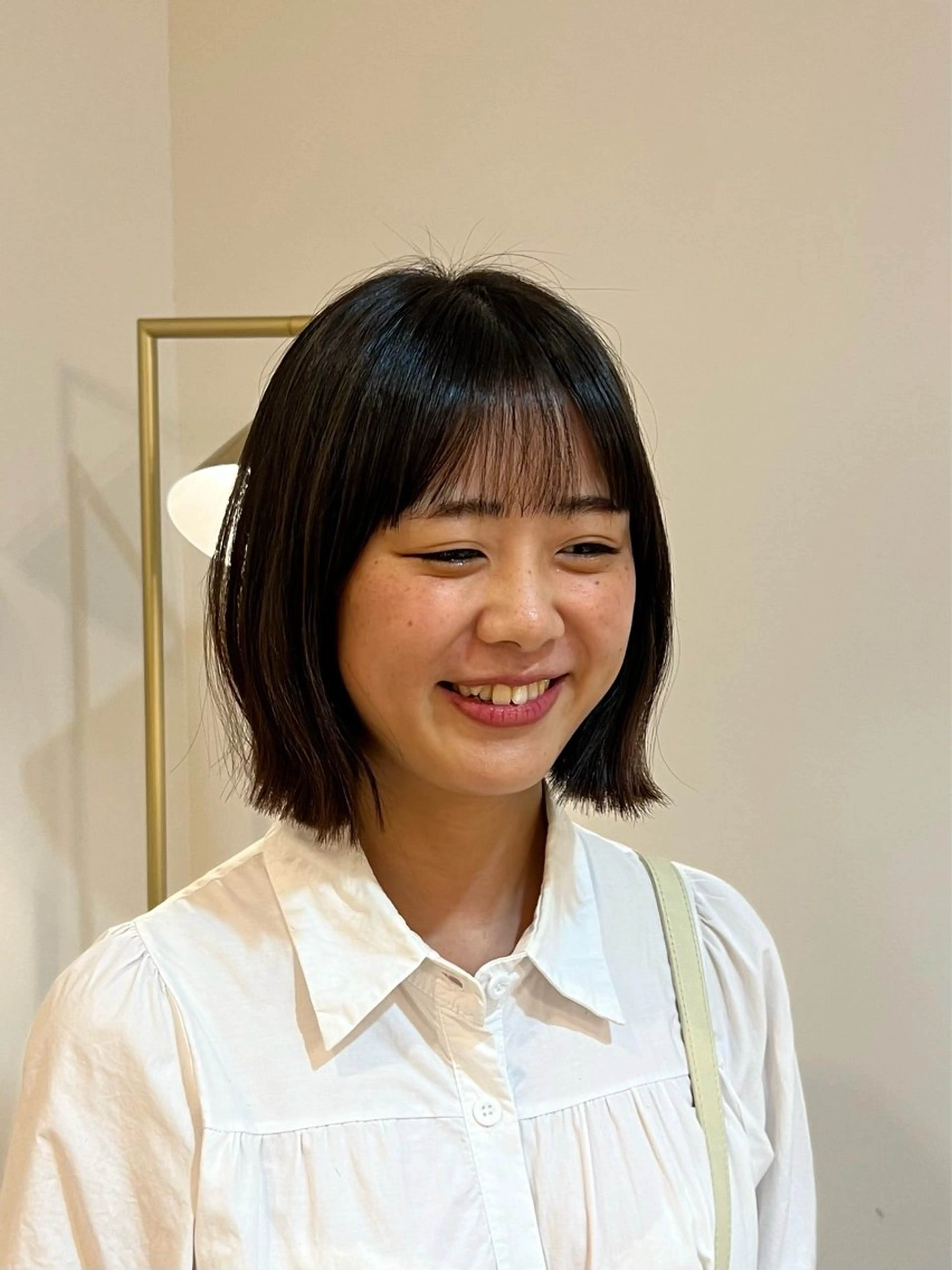 ミディアム カラー ベージュカラー ブリーチ 透明感カラー ダブルカラー グレージュ ヘアカラー 艶カラー/透明感 /ヒグチアオイのヘアスタイル