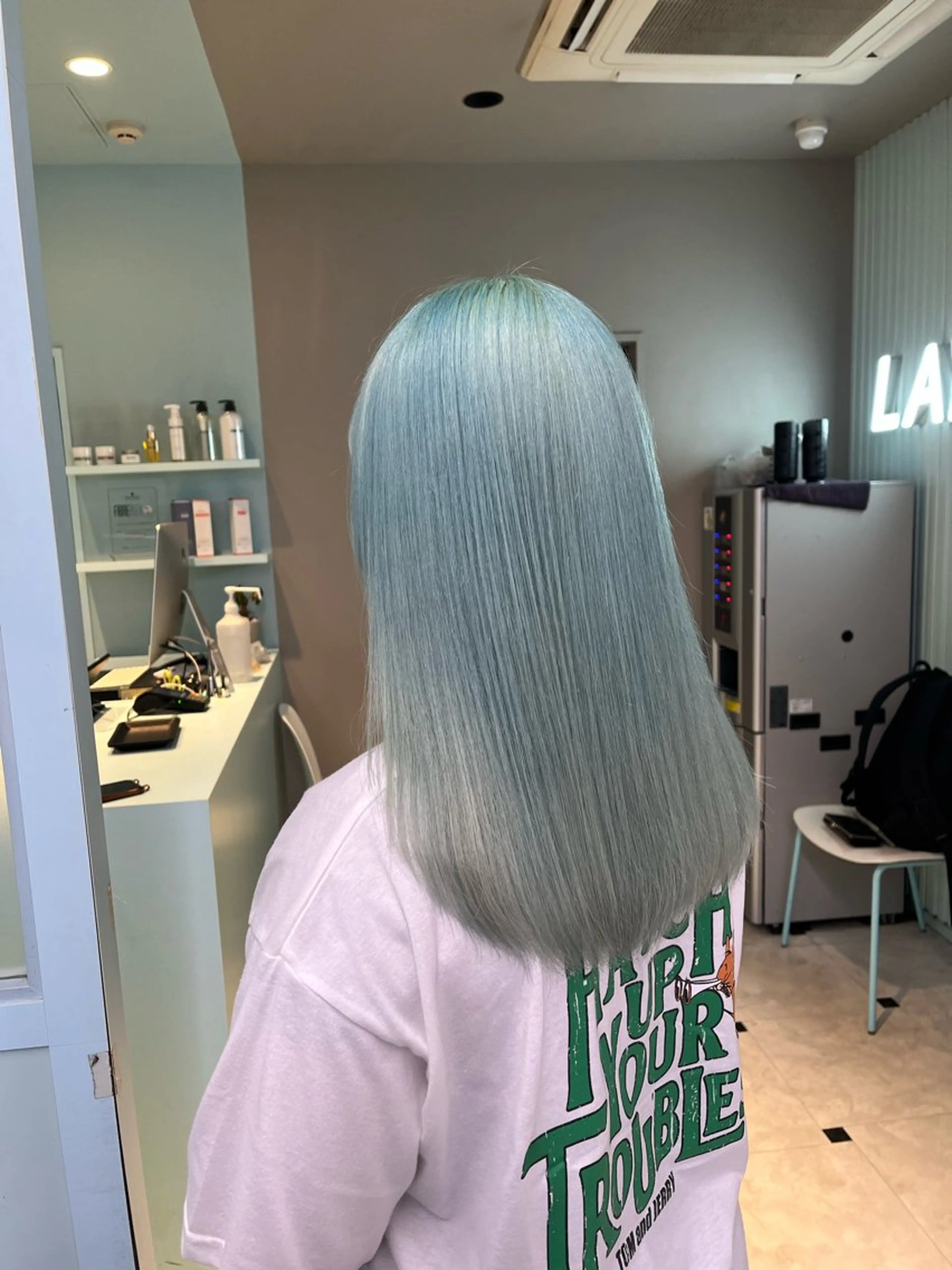 セミロング カラー ヘアカラー トリートメント ブリーチカラー 🩵MIZUKIのヘアスタイル