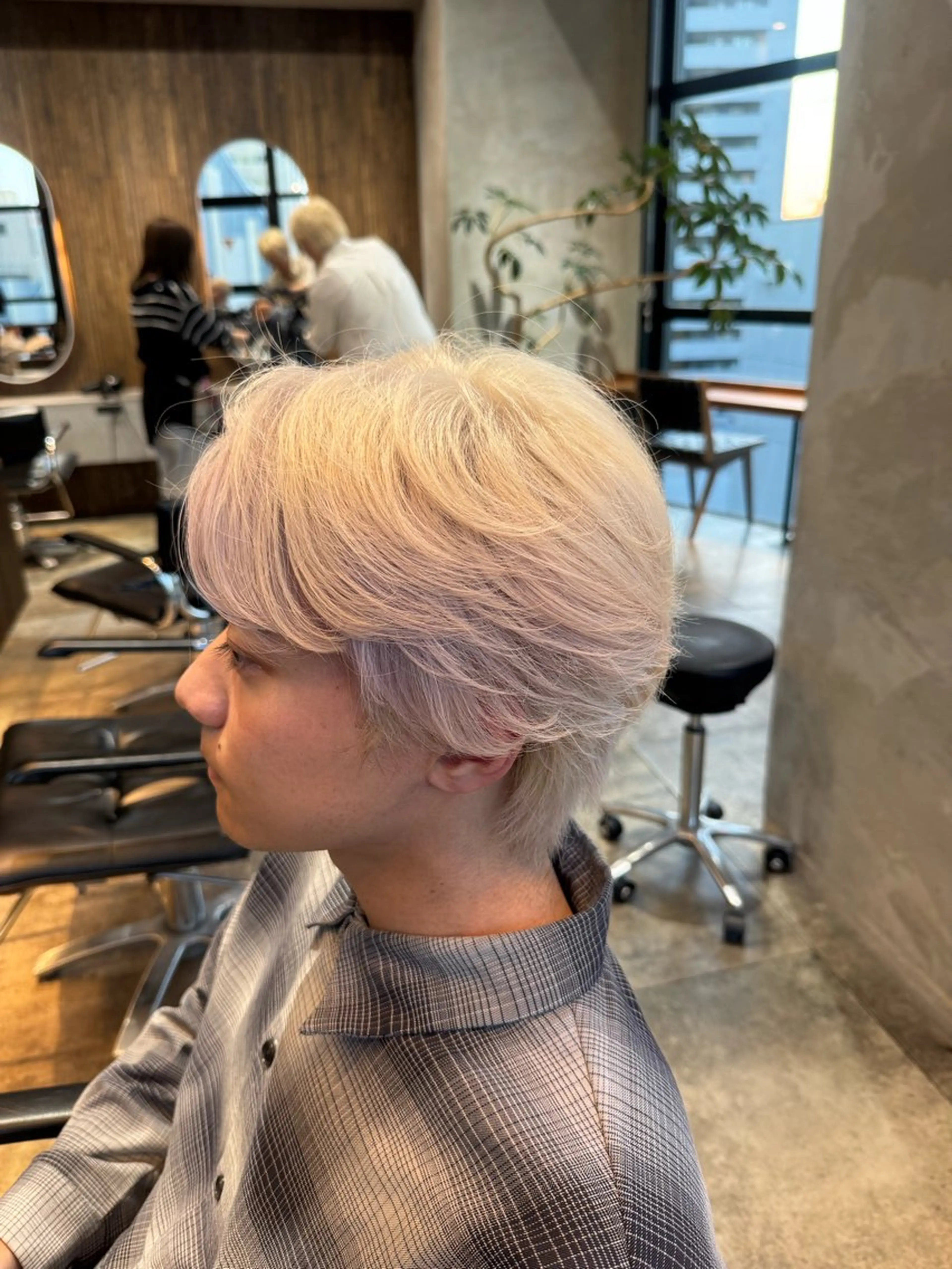 カラー メンズ メンズブリーチ ブリーチ ヘアカラー 渋谷/切りっぱなし レイヤー/ブリーチのヘアスタイル