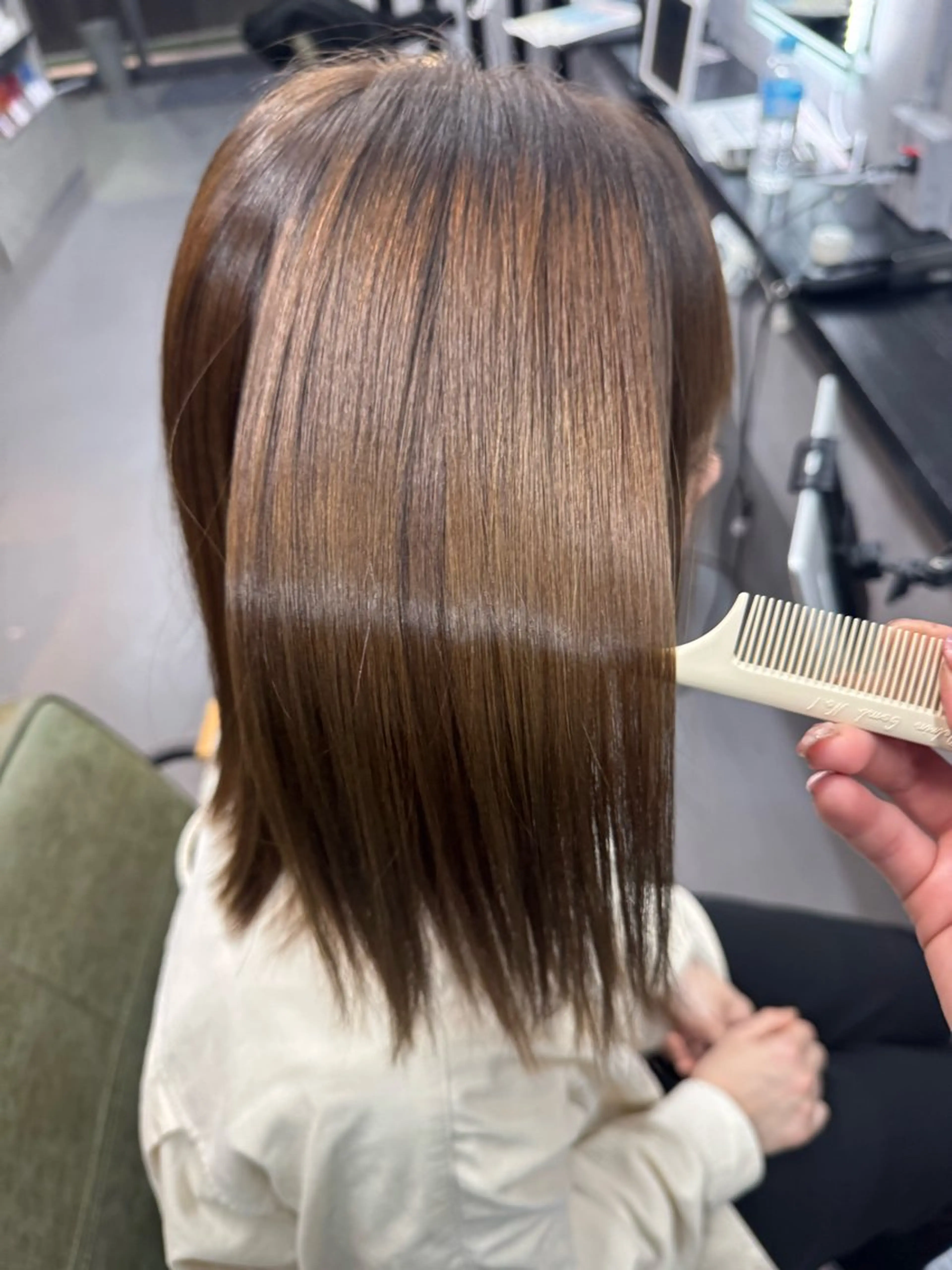 ミディアム ヘアカラー トリートメント 出崎 風果のヘアスタイル