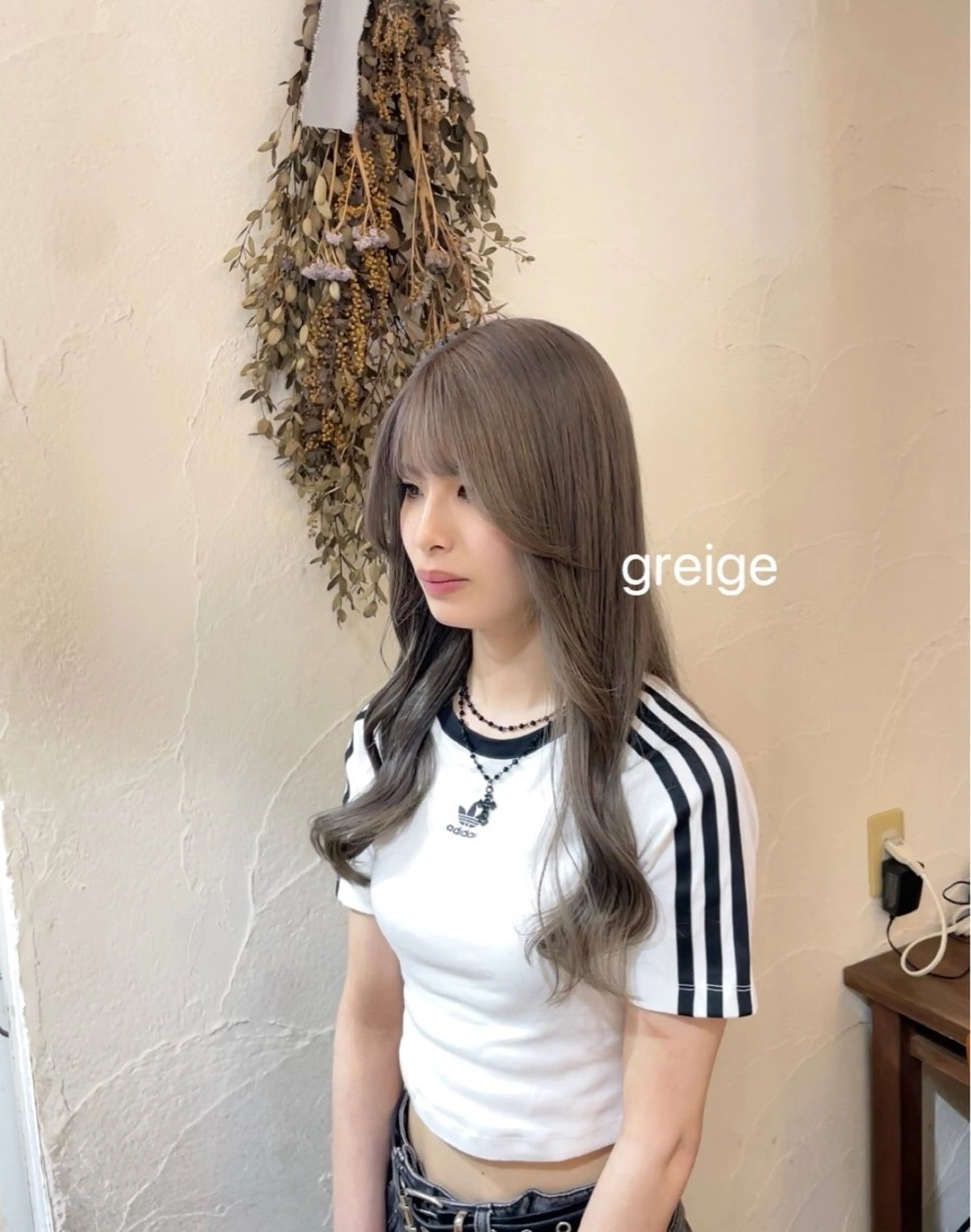 ロング カラー ヘアアレンジ ハイトーンカラー NOELA所属・加藤あいり/大人 可愛いモテカラー♡のヘアスタイル