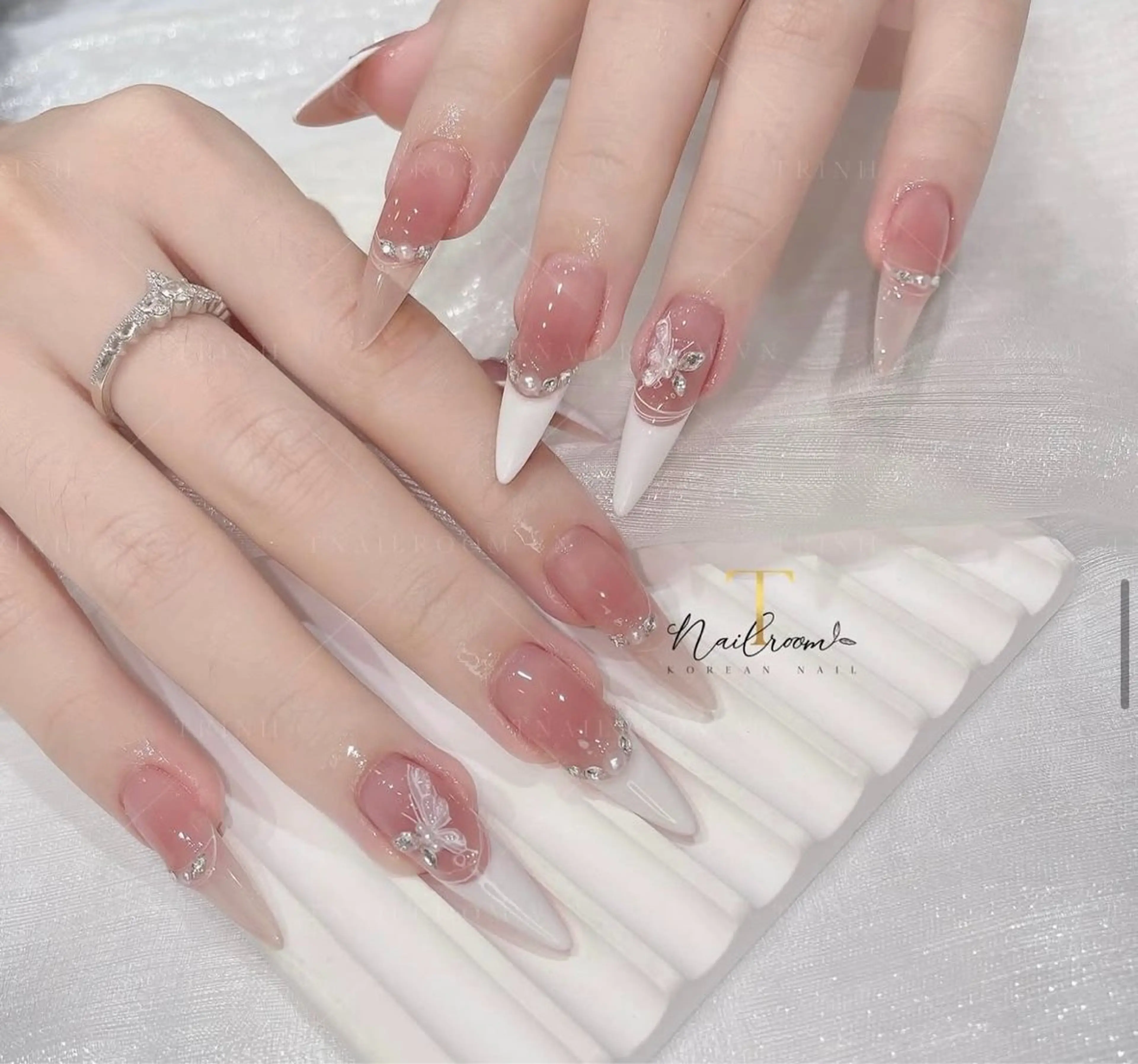ネイル T nail roomのネイルデザイン