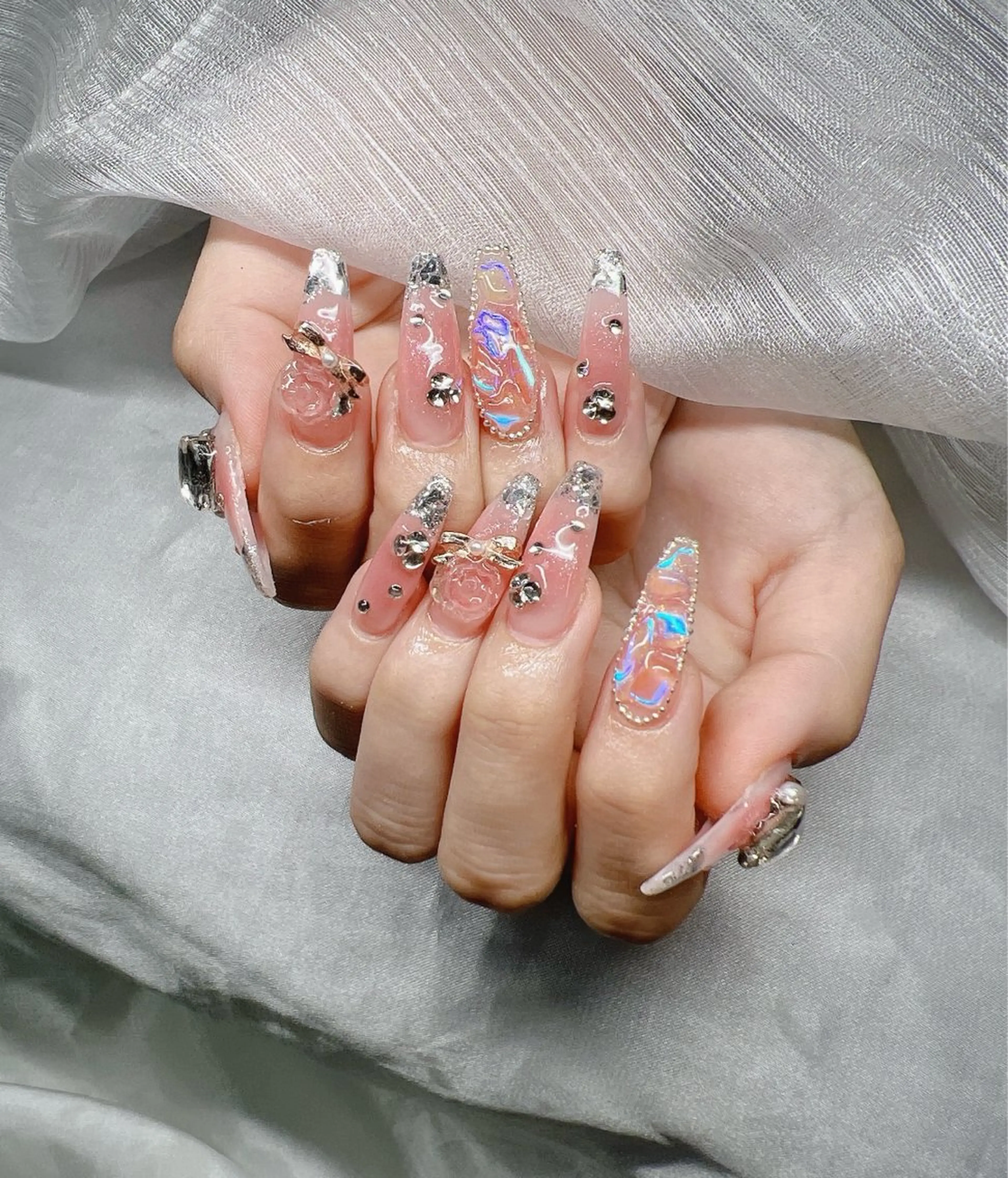 ネイル ハンドネイル Lee Nailsのネイルデザイン