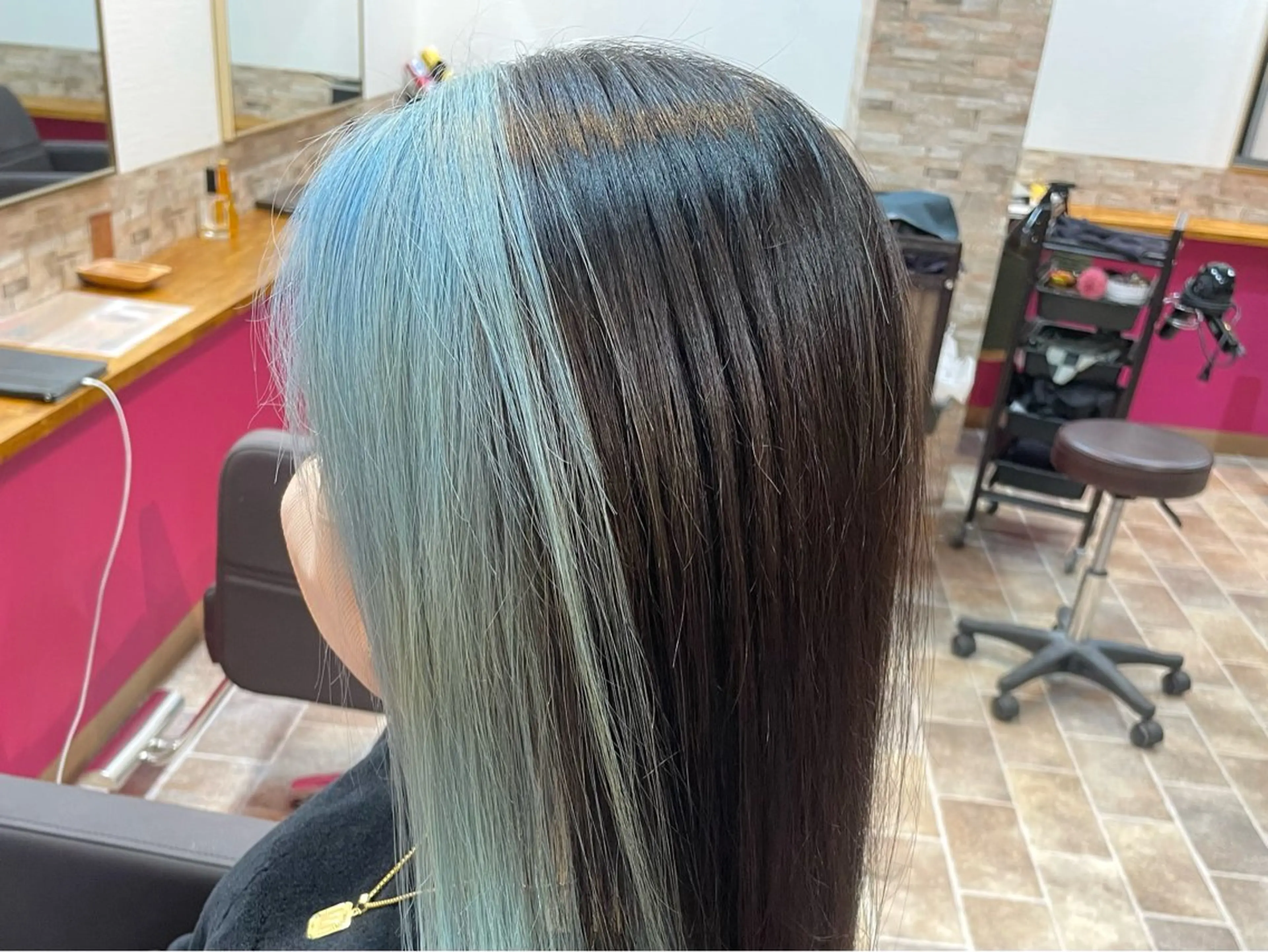 ロング カラー ヘアカラー&縮毛矯正 STAR☆RIVERのヘアスタイル