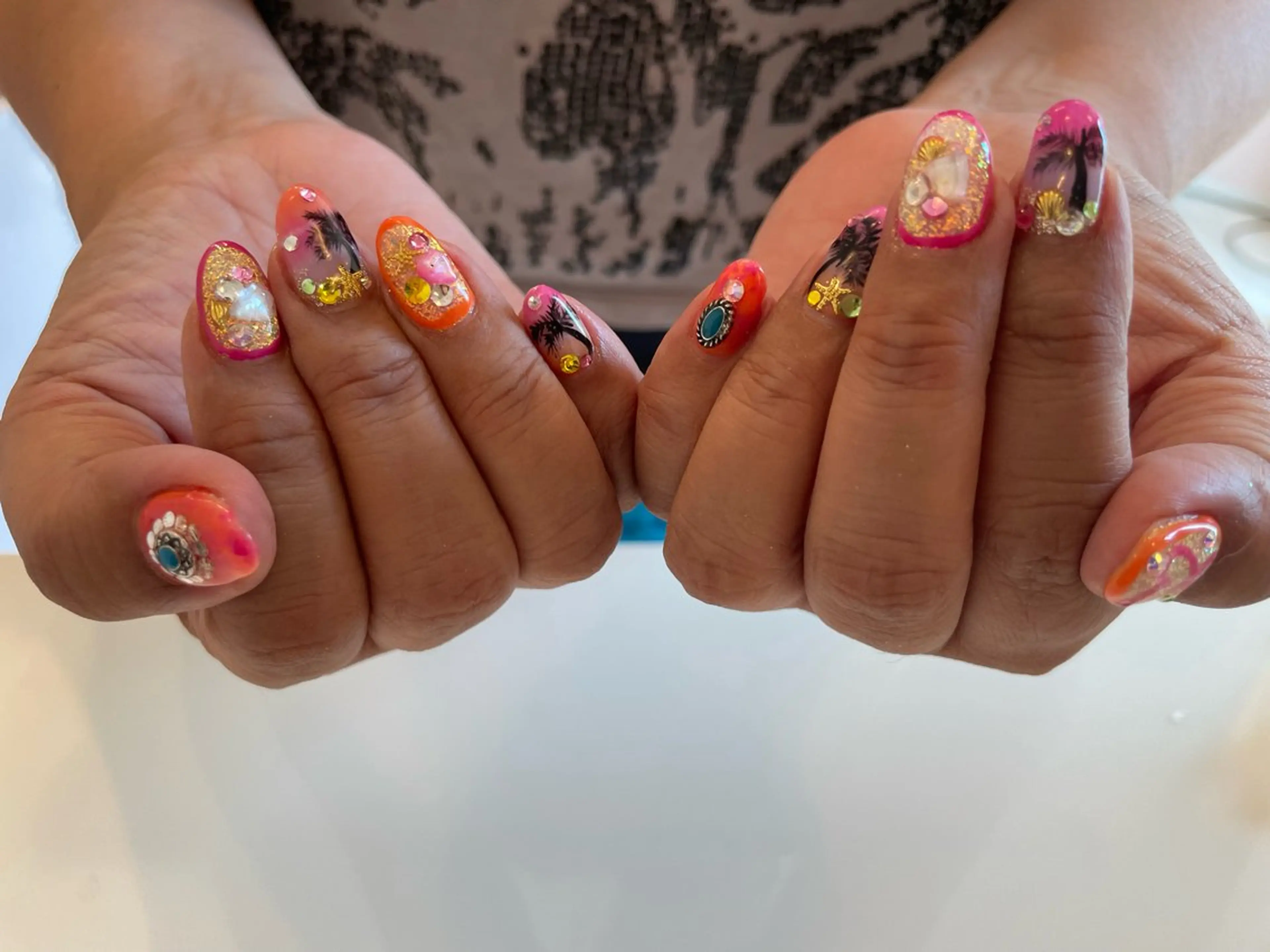 ネイル ♡ビジュール♡ NAIL &まつ毛のマツエク・マツパデザイン