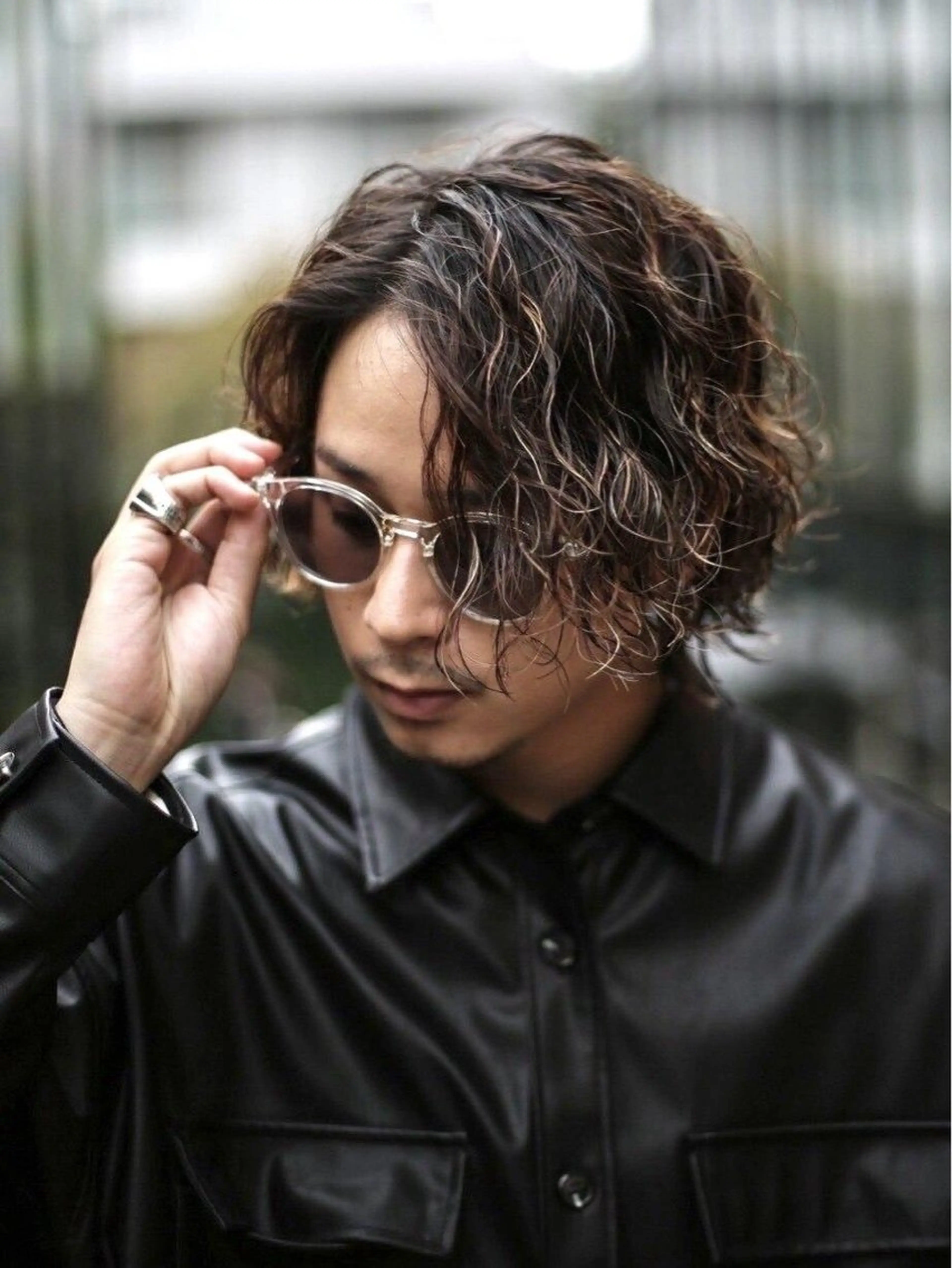 ロング カラー パーマ メンズ メンズハイライト メンズパーマ ハイライトカラー ハイライト カット ヘアカラー パーマ 名古屋シャドウパーマ /伊藤恵悟のヘアスタイル