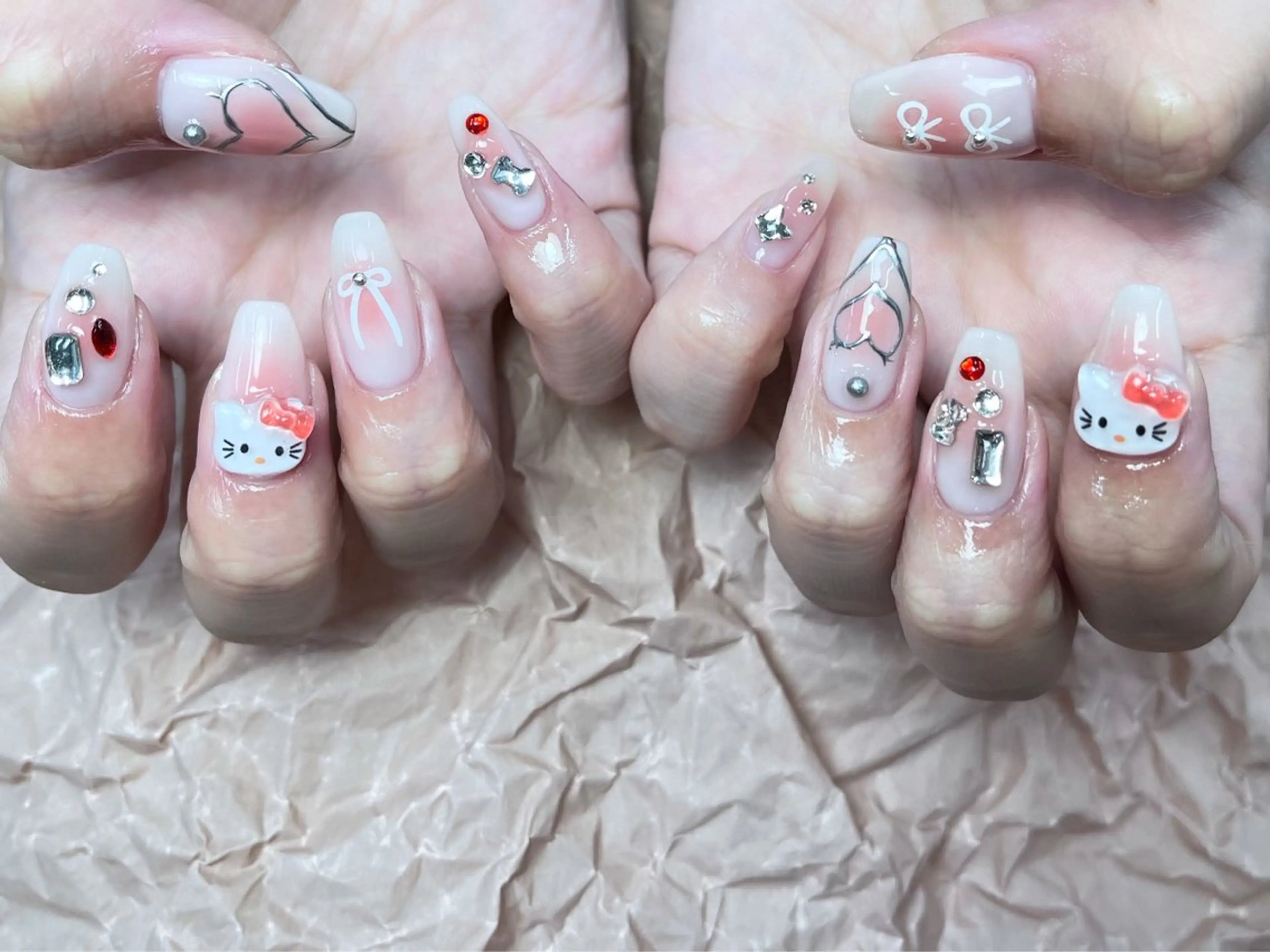 ネイル ToliyDeliy Nail Salonのネイルデザイン