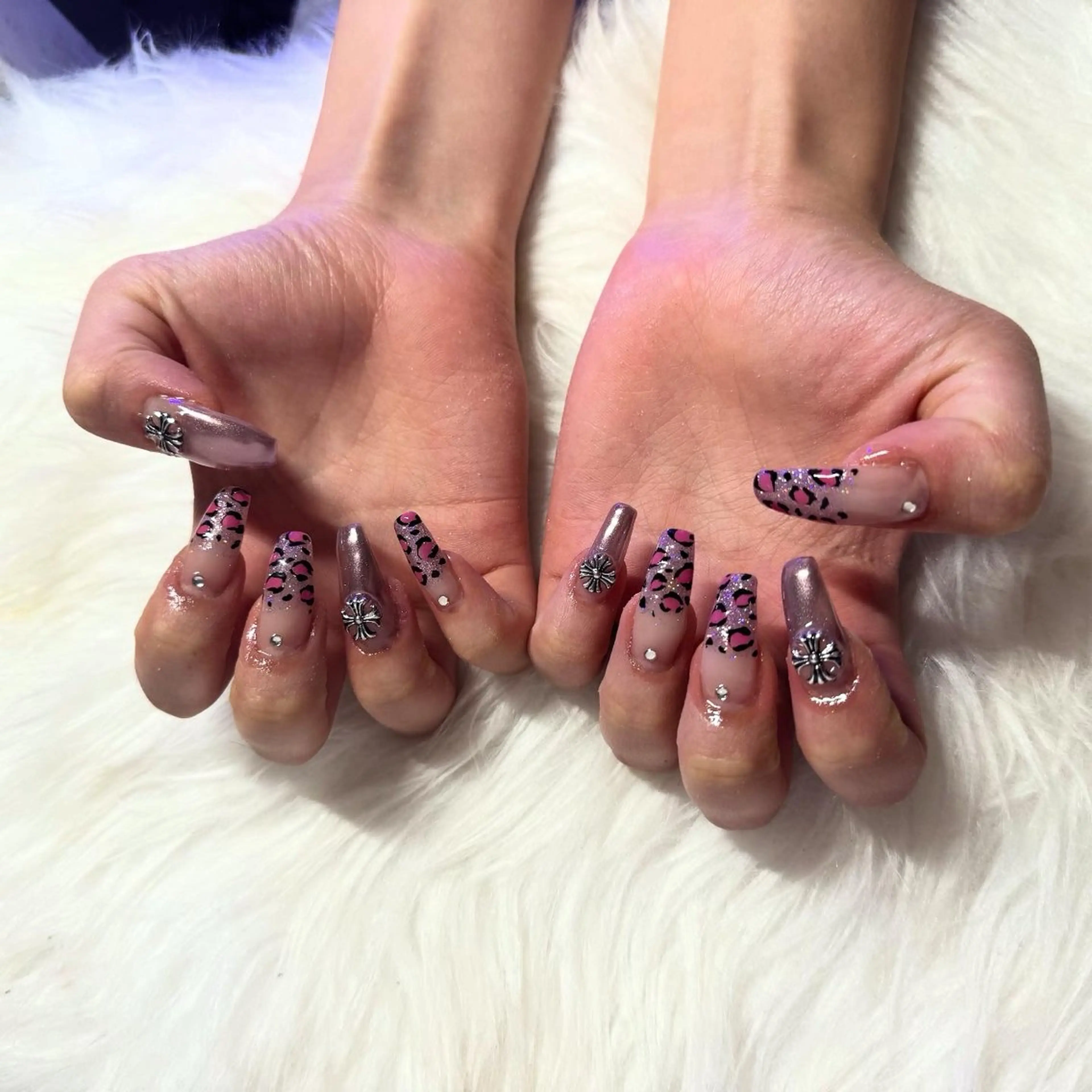 ロング ハンドネイル mao .のネイルデザイン