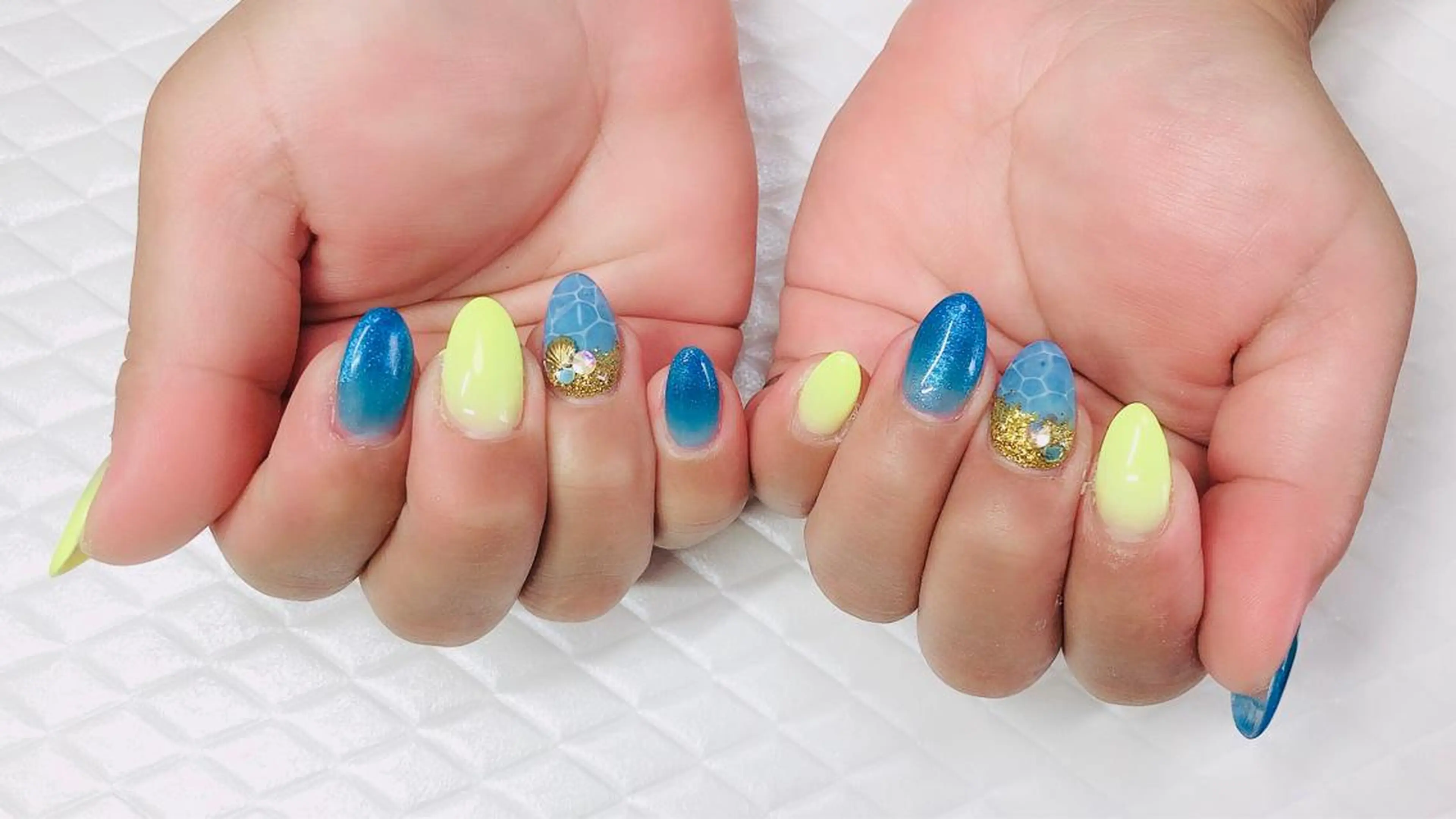 ネイル gorella Ａのネイルデザイン