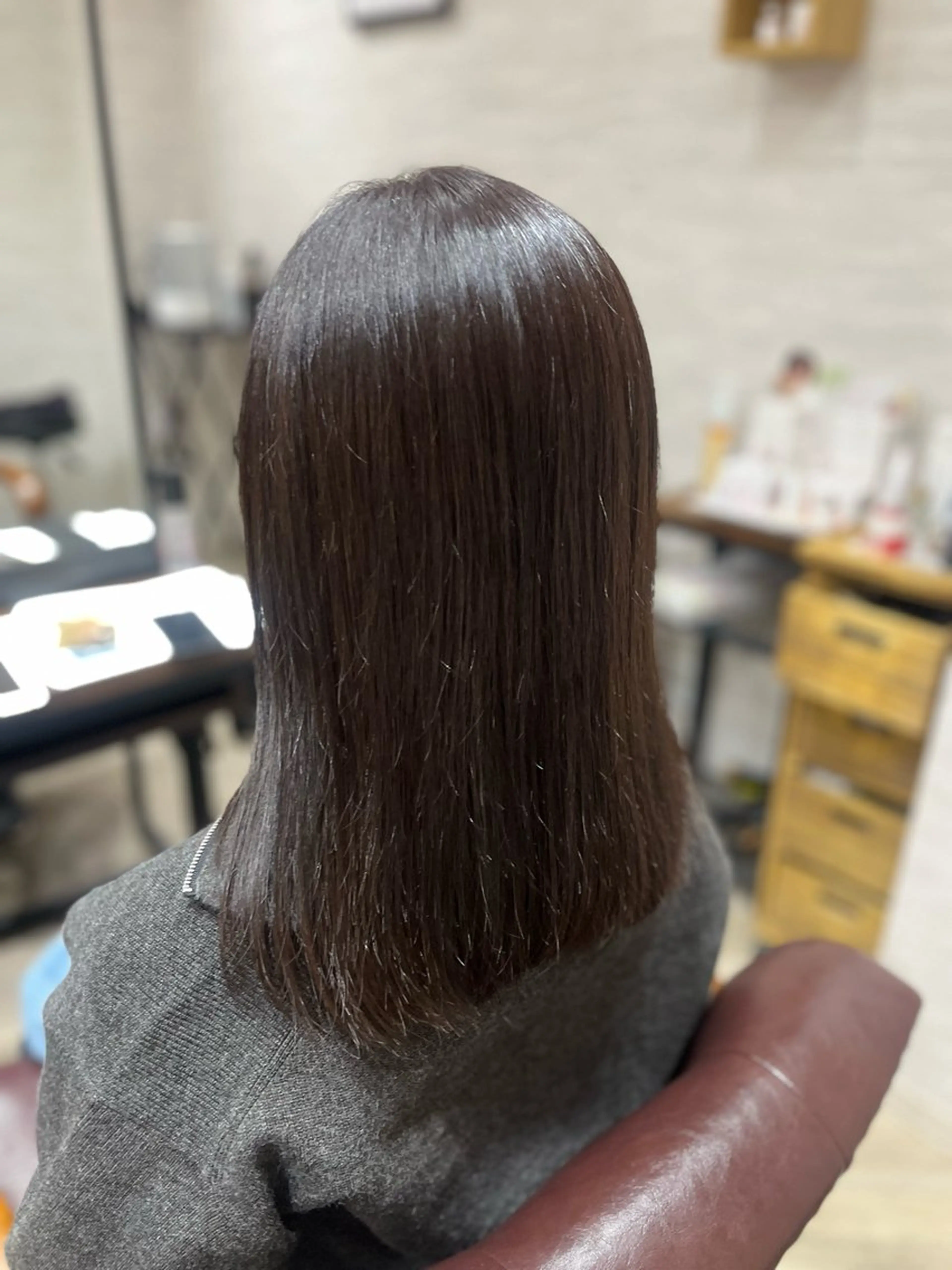 ミディアム カラー ブラウンカラー バイオレットカラー バイオレットブラウン ヘアカラー トリートメント 🫧ぷる艶カラー🫧 Yuubi🦩のヘアスタイル