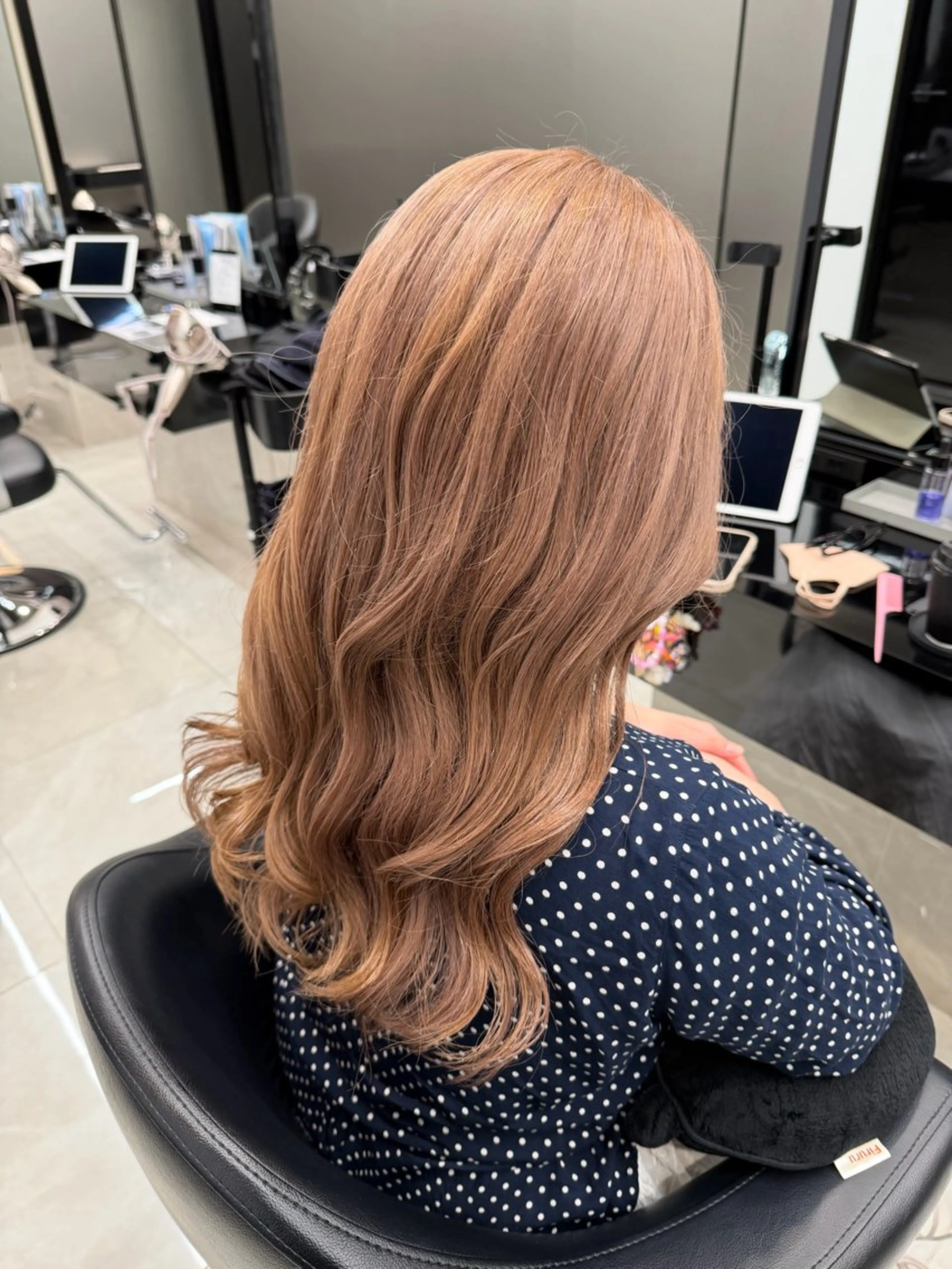 ロング カラー ブリーチ 縮毛矯正 ヘアカラー 💜ひな💜縮毛矯正 /透明感/韓国ヘアのヘアスタイル